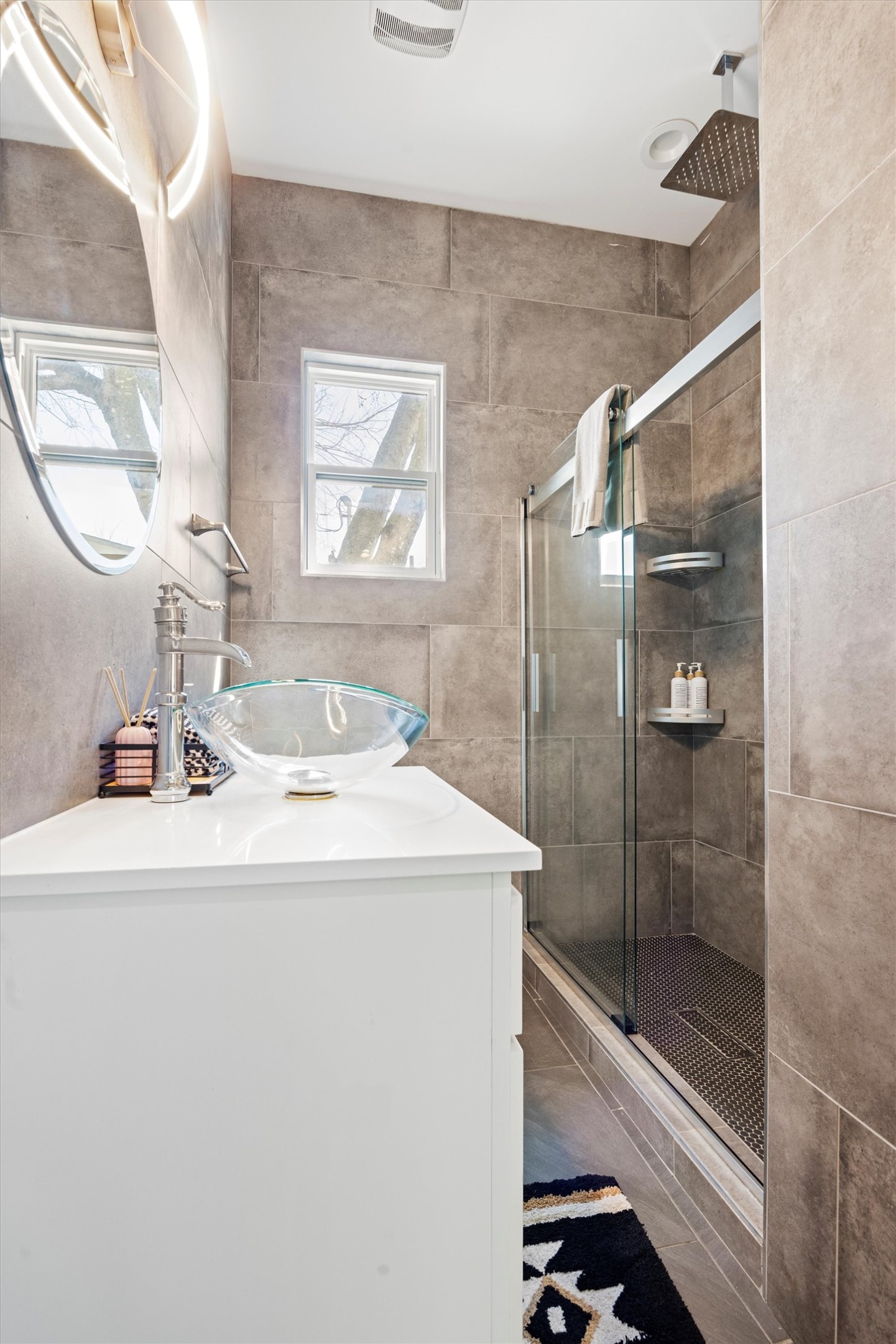 1206 W Oltorf ST, Austin, TX, 78704 | 1750576 | Realty Texas LLC