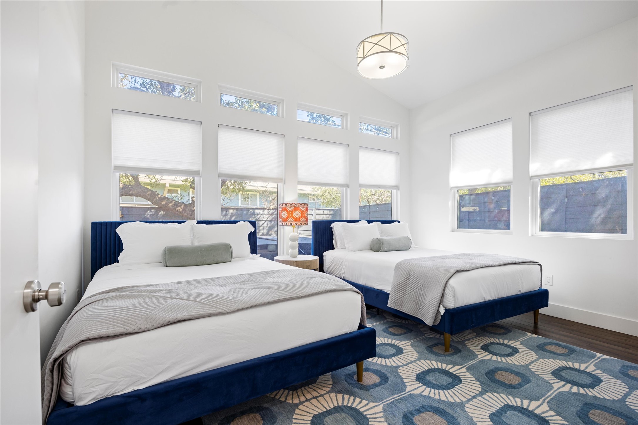 1206 W Oltorf ST, Austin, TX, 78704 | 1750576 | Realty Texas LLC