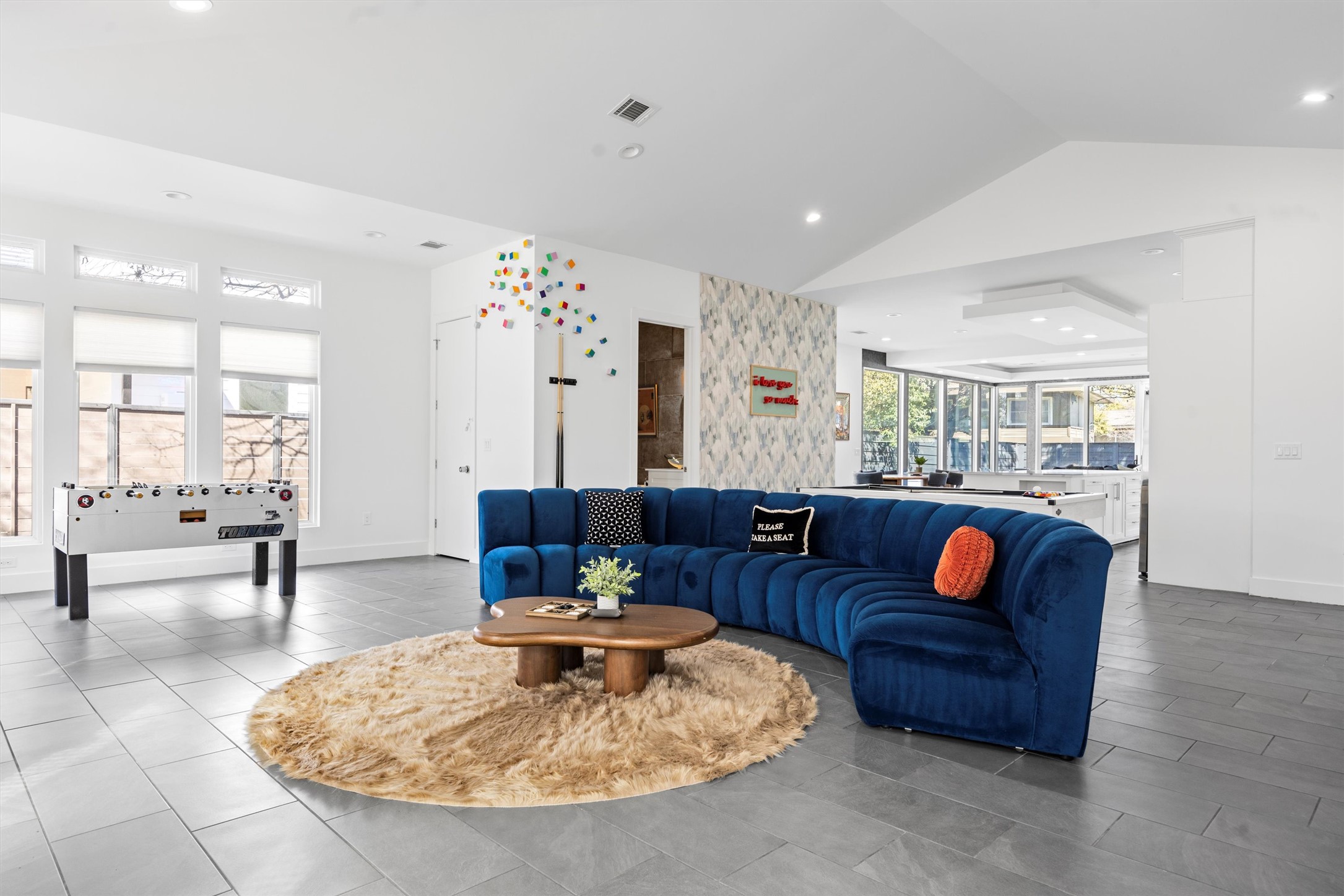 1206 W Oltorf ST, Austin, TX, 78704 | 1750576 | Realty Texas LLC
