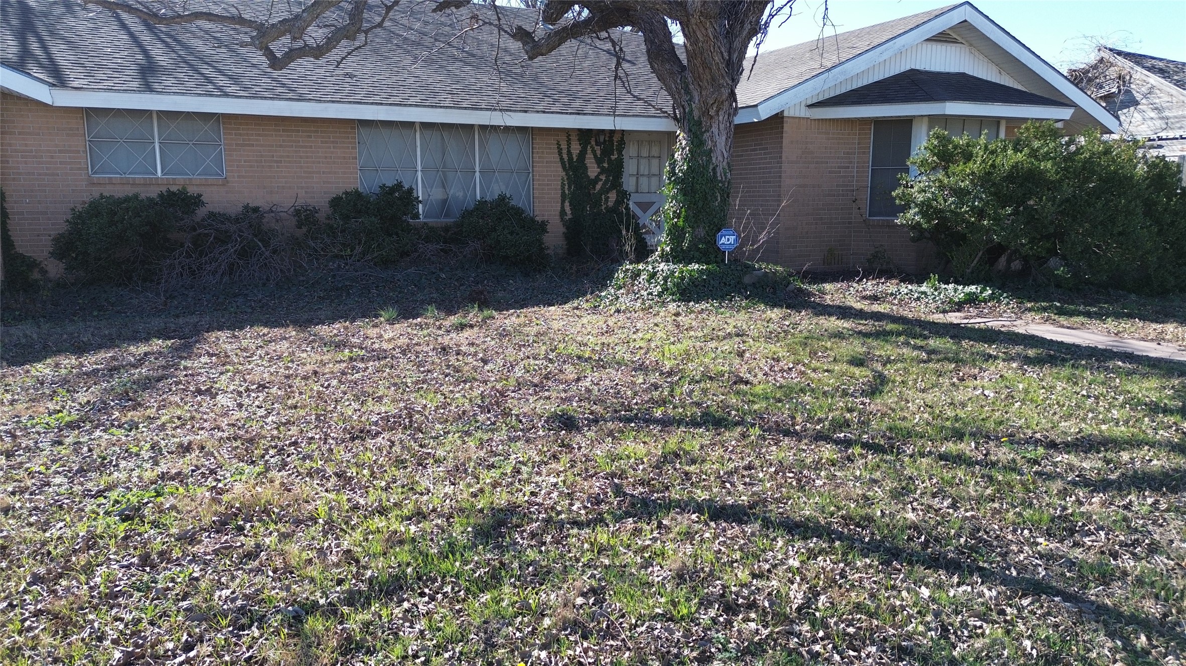 1306 E Central, Comanche, TX, 76442 | 21141096 | Realty Texas LLC
