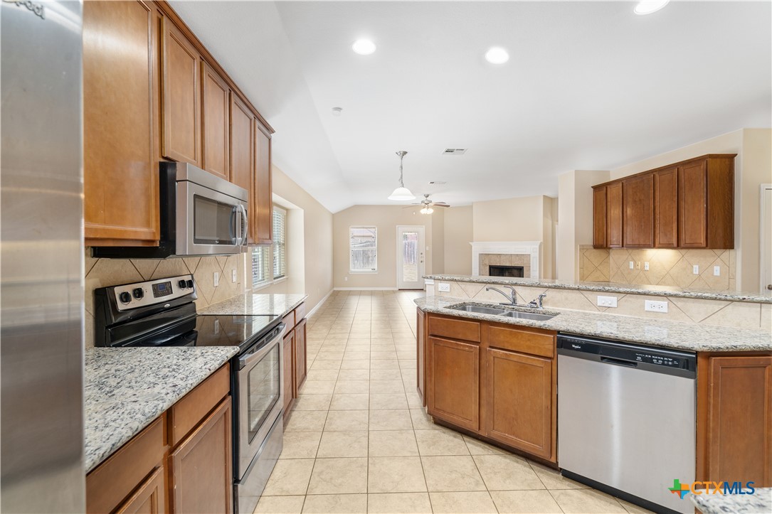 6003 Flag Stone Drive, Killeen, TX, 76542 | 601268 | Realty Texas LLC