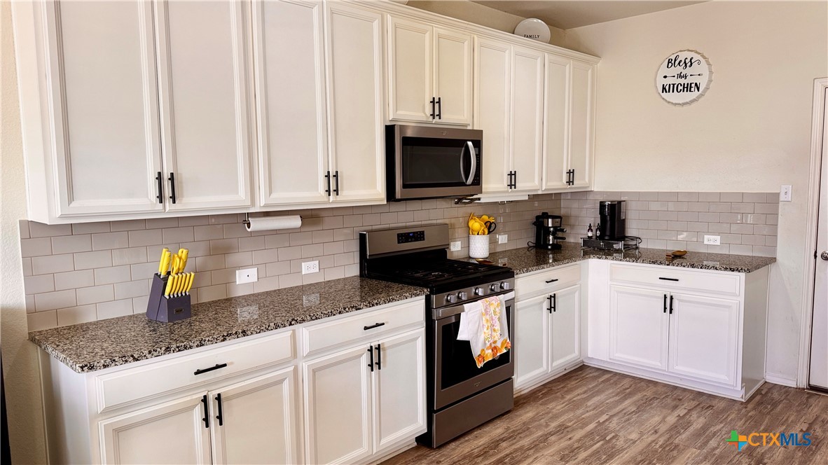 426 Eves Necklace Drive, Buda, TX, 78610 | 601533 | Realty Texas LLC