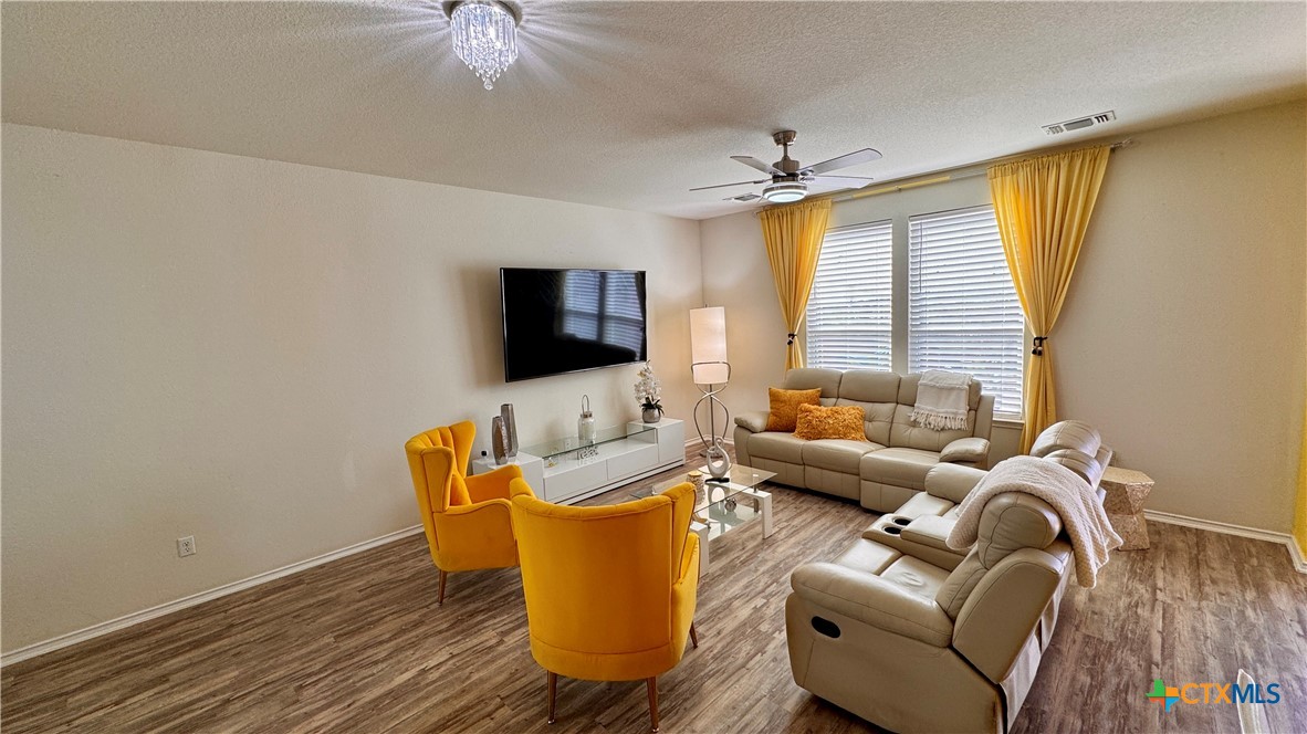 426 Eves Necklace Drive, Buda, TX, 78610 | 601533 | Realty Texas LLC