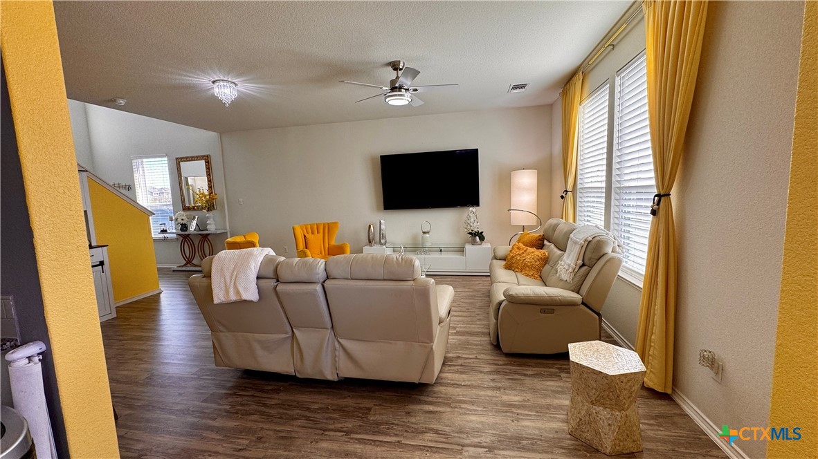 426 Eves Necklace Drive, Buda, TX, 78610 | 601533 | Realty Texas LLC