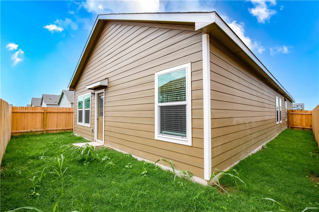 328 Mica TRL, Maxwell, TX, 78656 | 4362660 | Realty Texas LLC