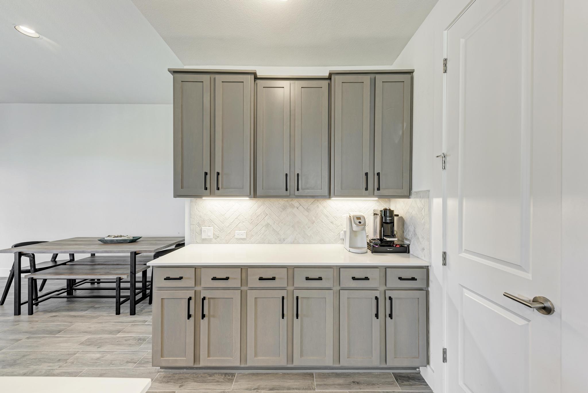 521 Elm Green ST, Hutto, TX, 78634 | 7045596 | Realty Texas LLC