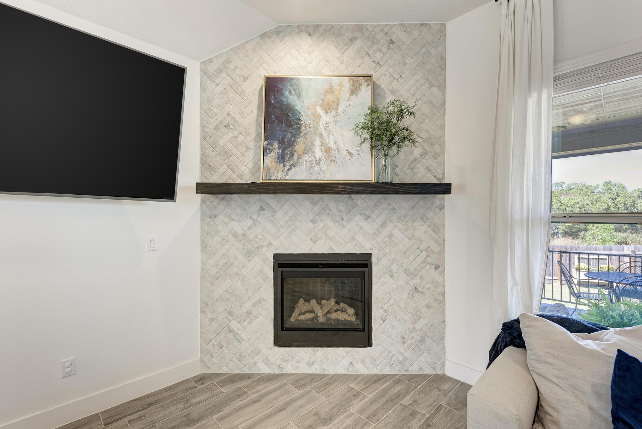 521 Elm Green ST, Hutto, TX, 78634 | 7045596 | Realty Texas LLC