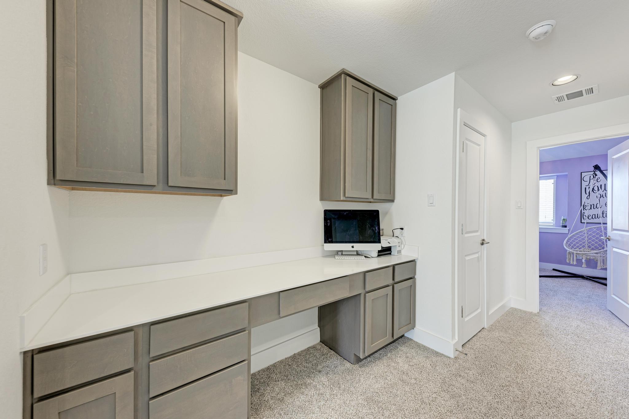 521 Elm Green ST, Hutto, TX, 78634 | 7045596 | Realty Texas LLC