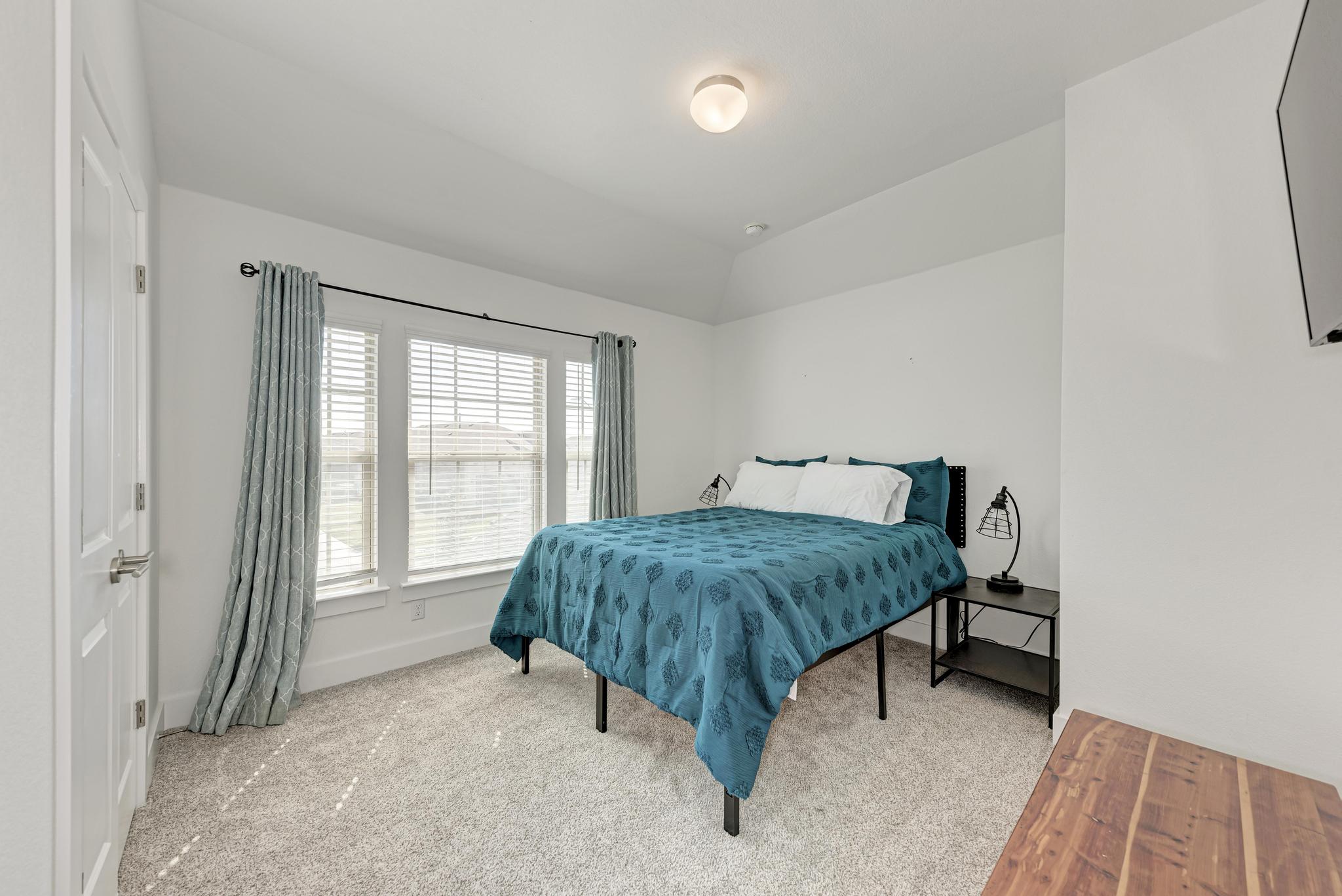 521 Elm Green ST, Hutto, TX, 78634 | 7045596 | Realty Texas LLC