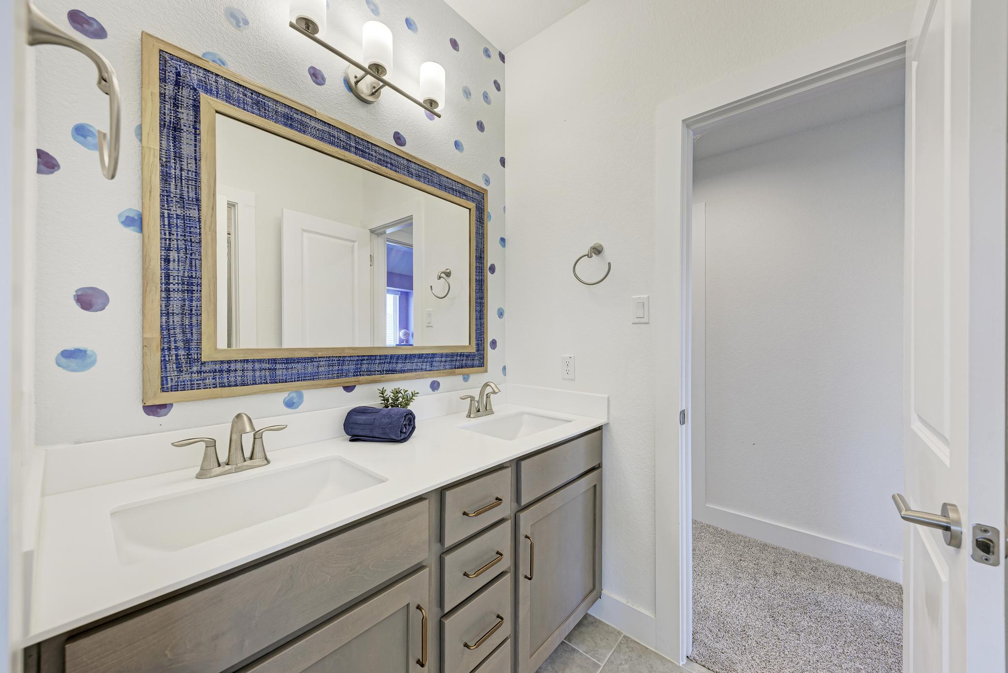 521 Elm Green ST, Hutto, TX, 78634 | 7045596 | Realty Texas LLC