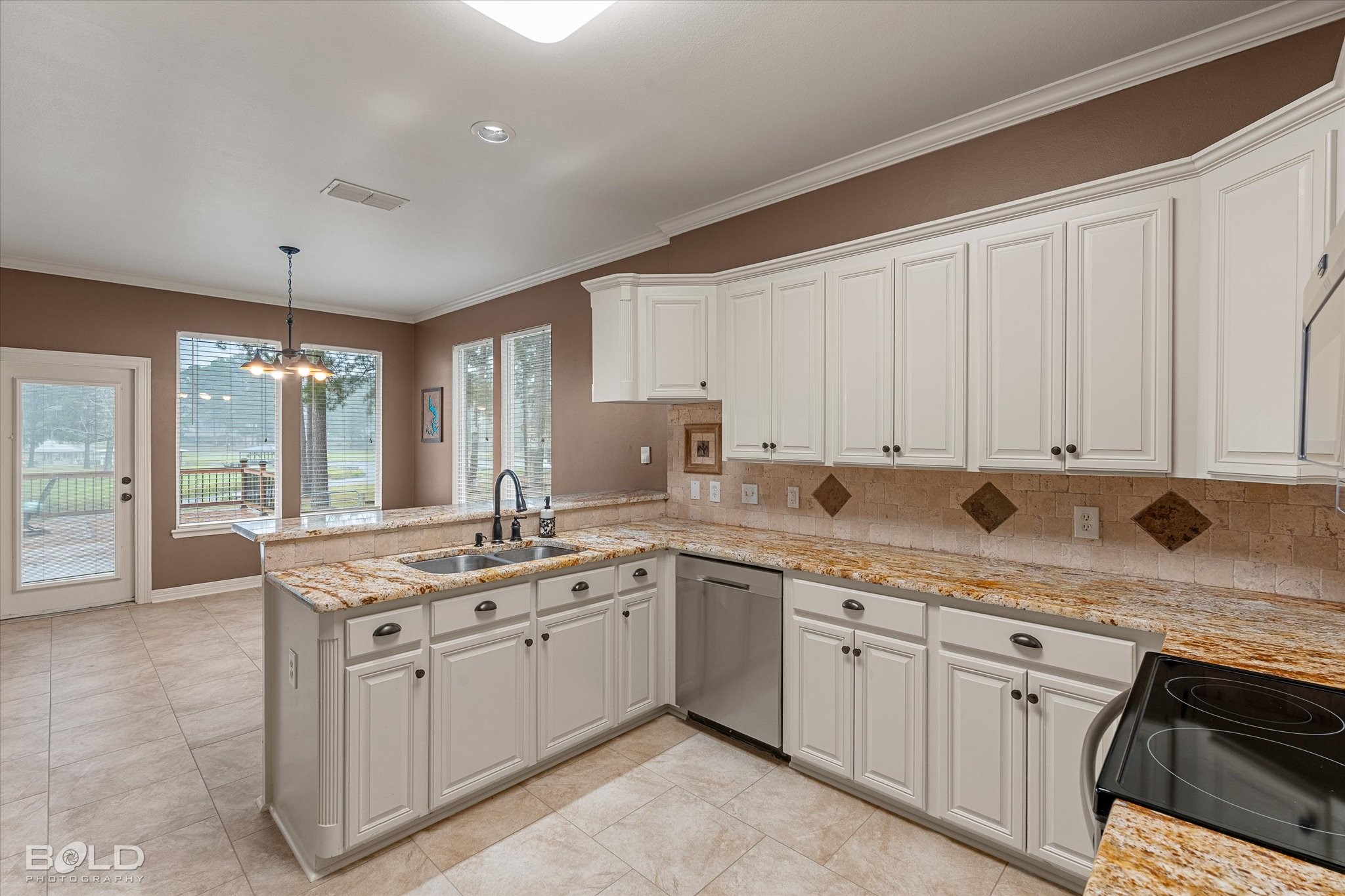1663 Spencer Circle, Benton, LA, 71006 | 21154775 | Realty Texas LLC