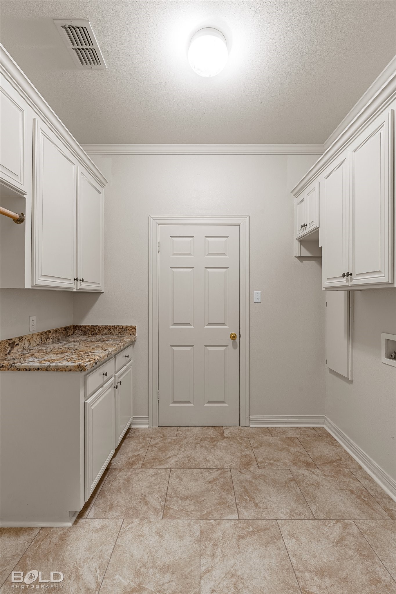 1663 Spencer Circle, Benton, LA, 71006 | 21154775 | Realty Texas LLC