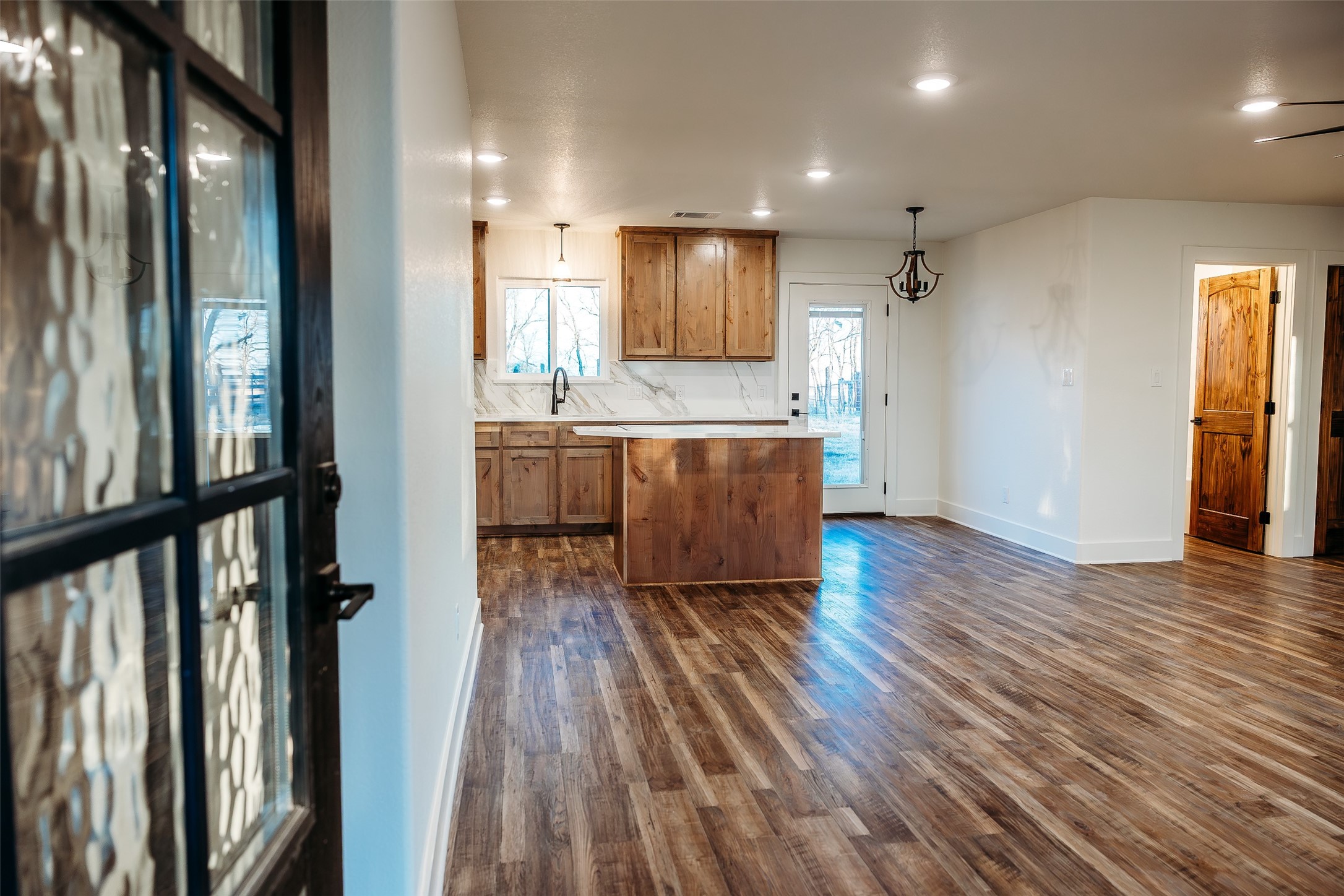 103 Main Street, Windom, TX, 75492 | 21167239 | Realty Texas LLC