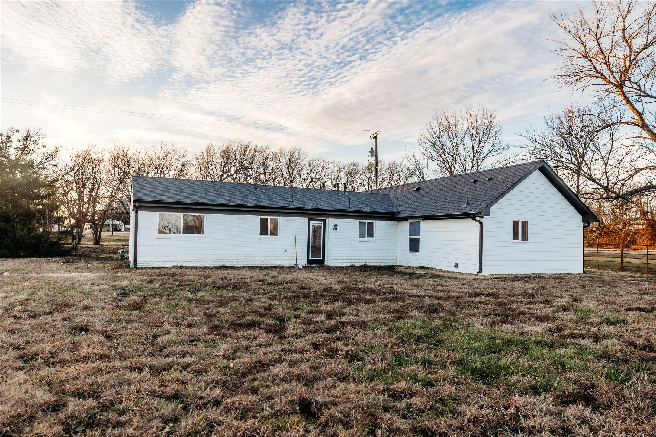 103 Main Street, Windom, TX, 75492 | 21167239 | Realty Texas LLC