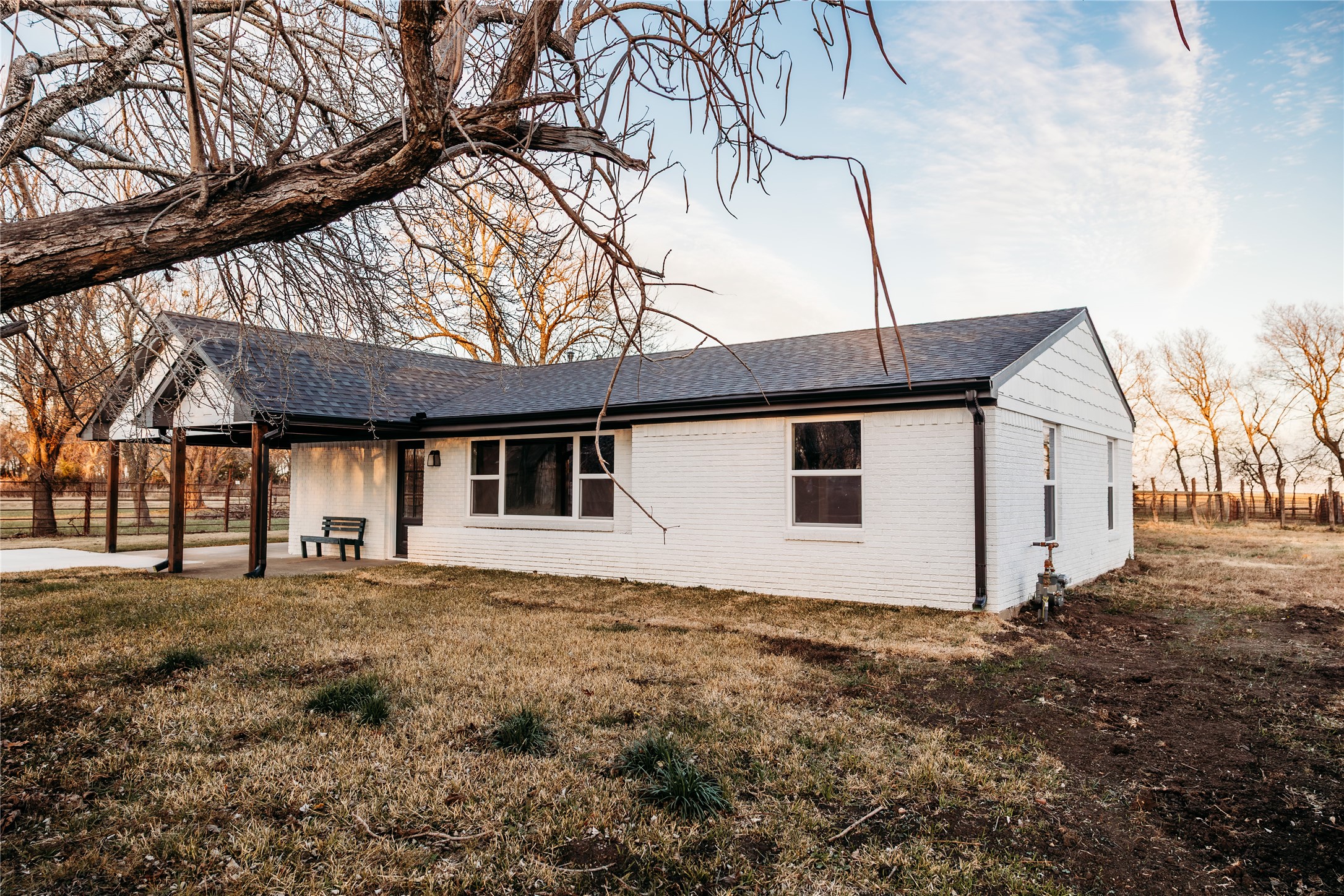 103 Main Street, Windom, TX, 75492 | 21167239 | Realty Texas LLC