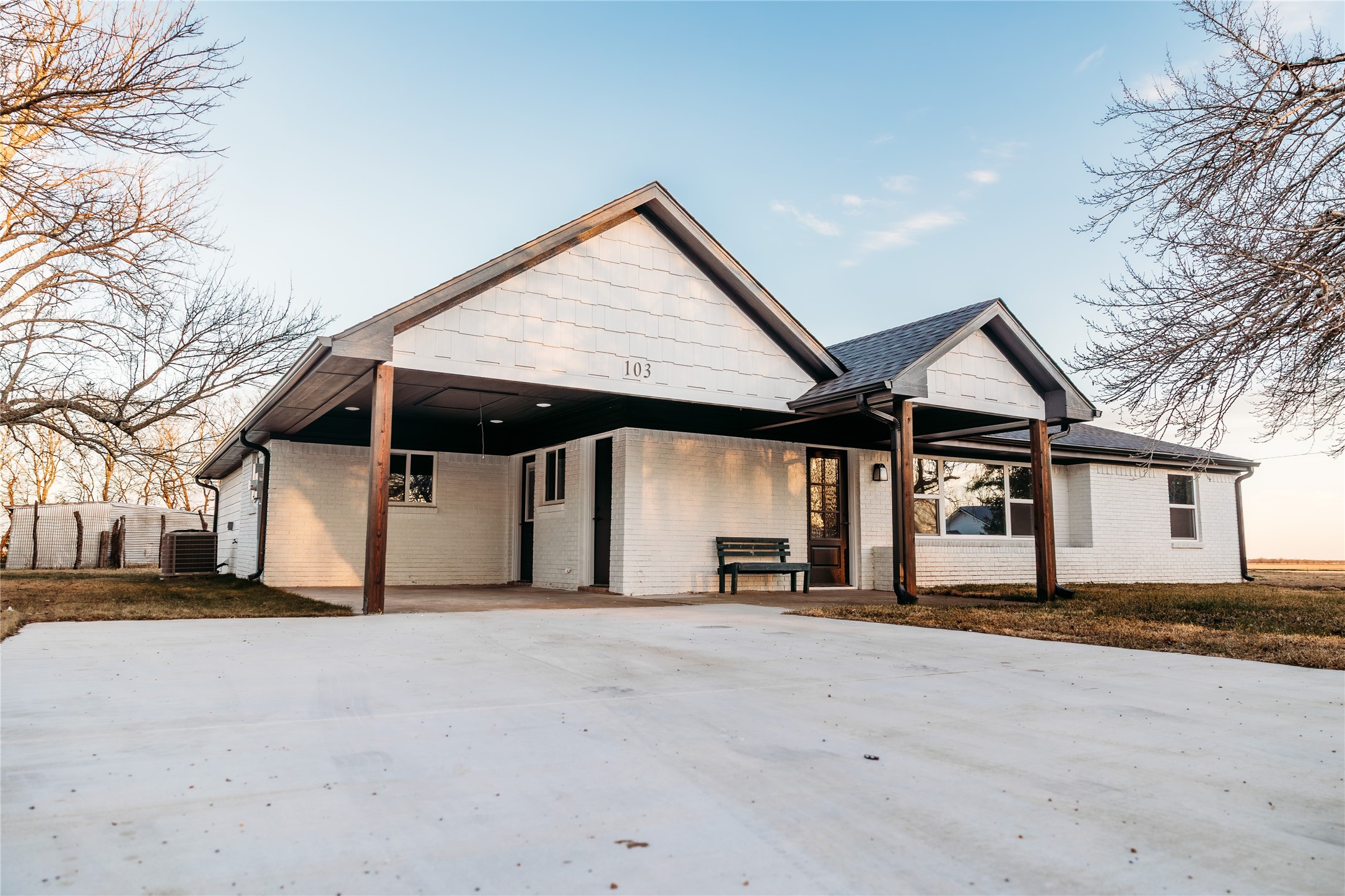 103 Main Street, Windom, TX, 75492 | 21167239 | Realty Texas LLC