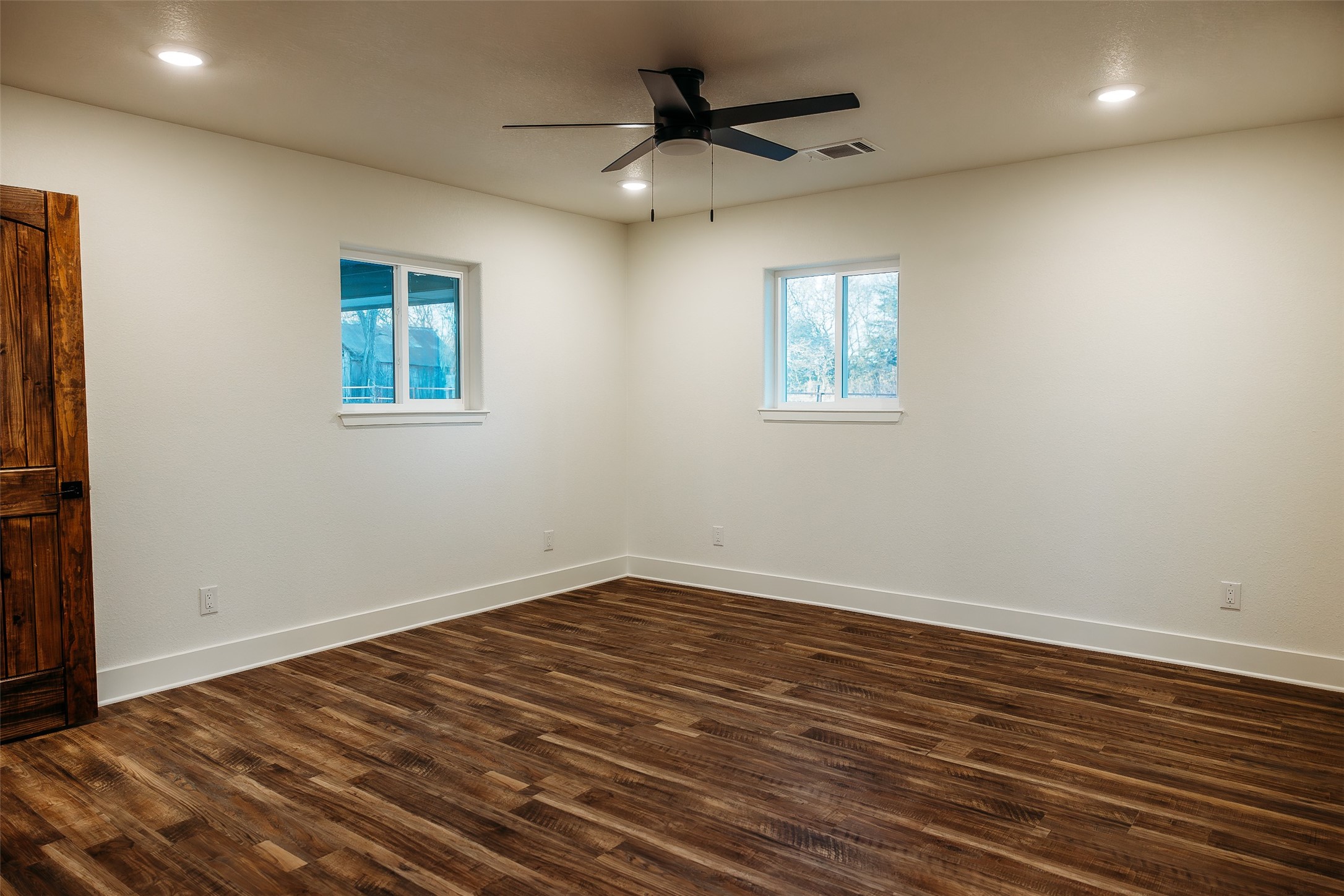 103 Main Street, Windom, TX, 75492 | 21167239 | Realty Texas LLC