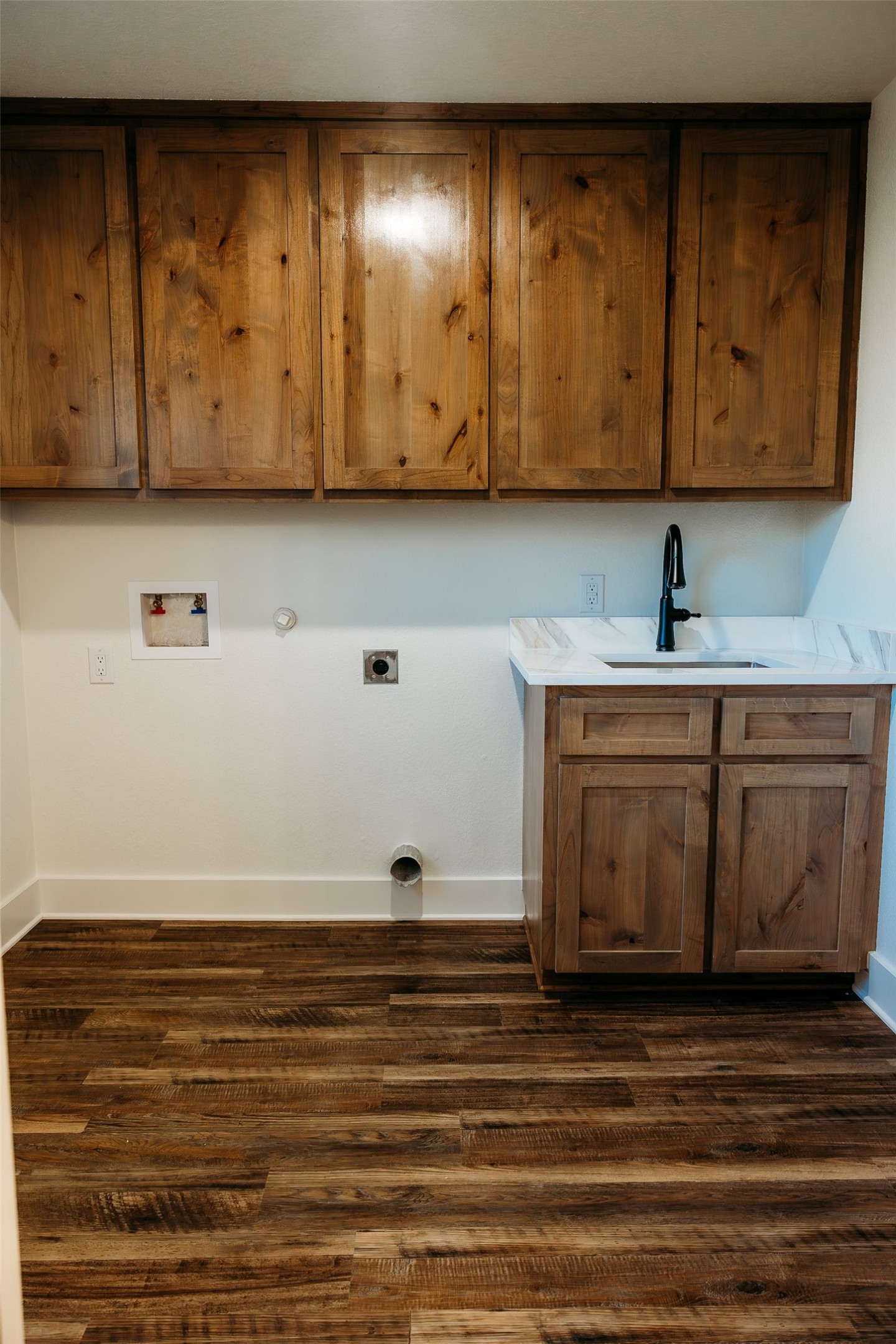 103 Main Street, Windom, TX, 75492 | 21167239 | Realty Texas LLC