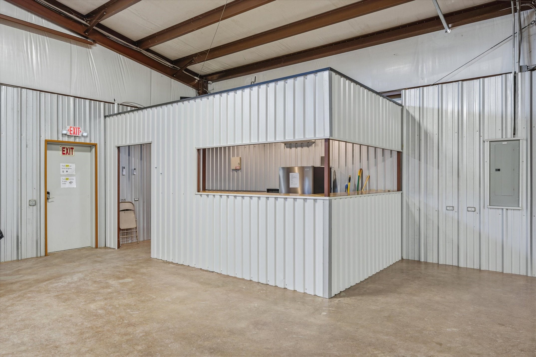 300 Quail, Van, TX, 75790 | 21167745 | Realty Texas LLC