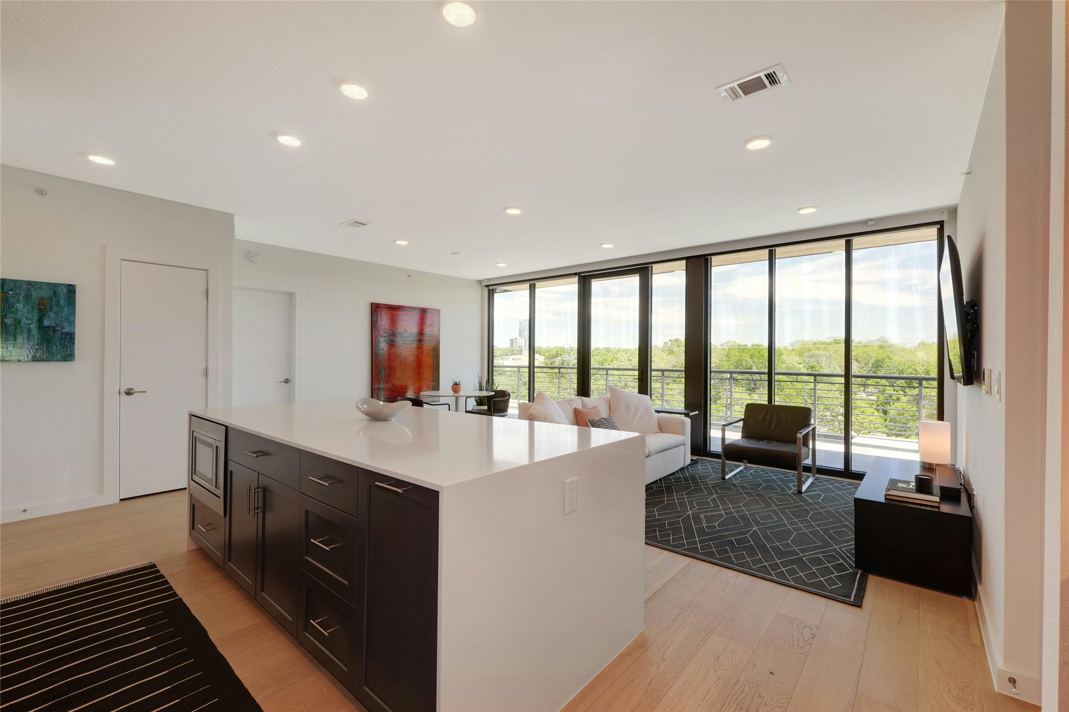 1600 S 1st ST 403, Austin, TX, 78704 | 9991593 | Realty Texas LLC