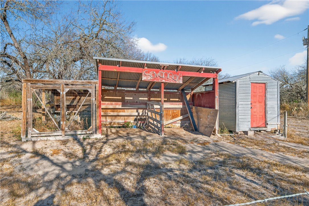 5752 Mockingbird Ln, Mathis, TX, 78368 | 471827 | Realty Texas LLC