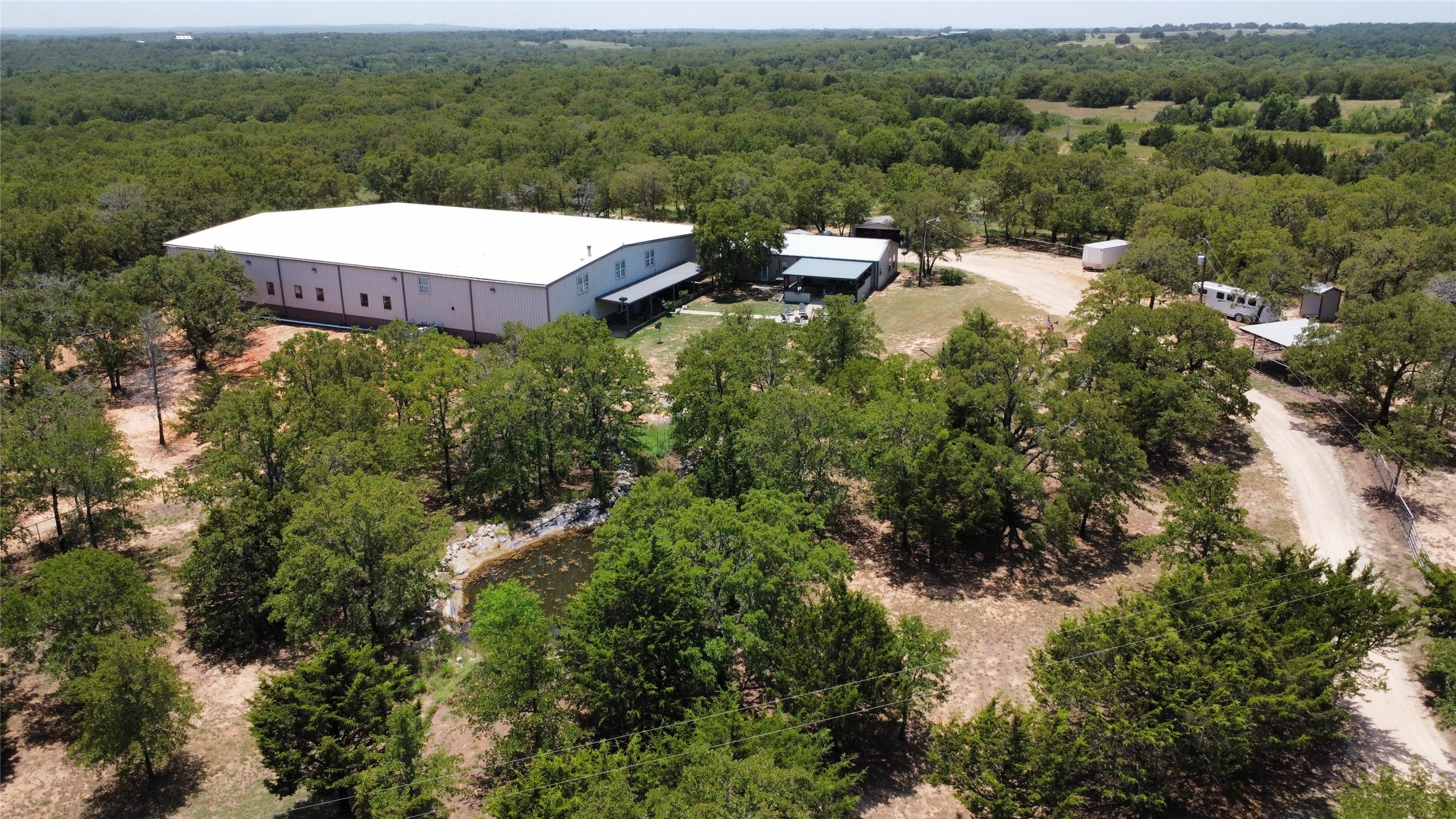 1990 Jim Harry Loop, Sunset, TX, 76270 | 21187635 | Realty Texas LLC