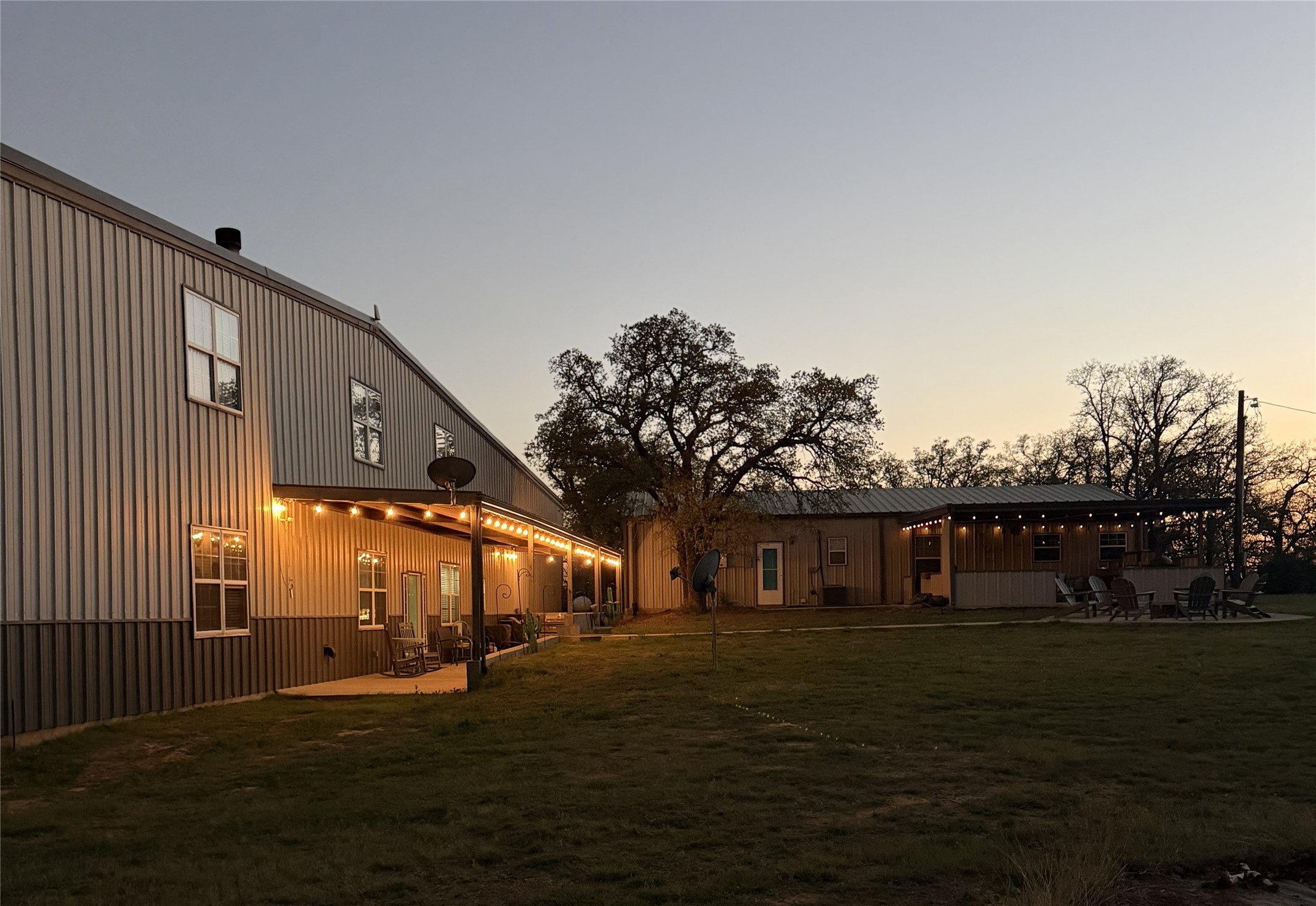 1990 Jim Harry Loop, Sunset, TX, 76270 | 21187635 | Realty Texas LLC