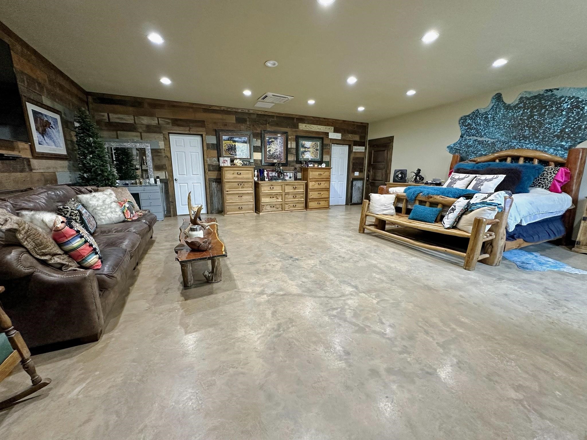 1990 Jim Harry Loop, Sunset, TX, 76270 | 21187635 | Realty Texas LLC