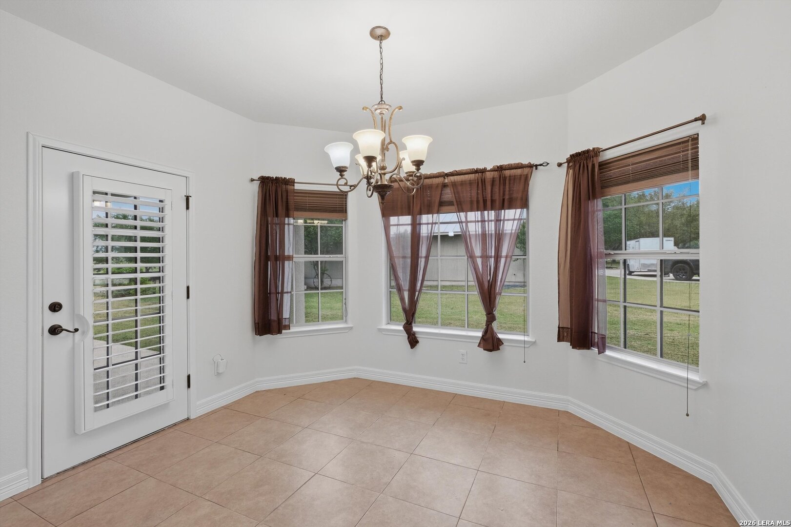 101 lynx, Devine, TX, 78016 | 1955175 | Realty Texas LLC