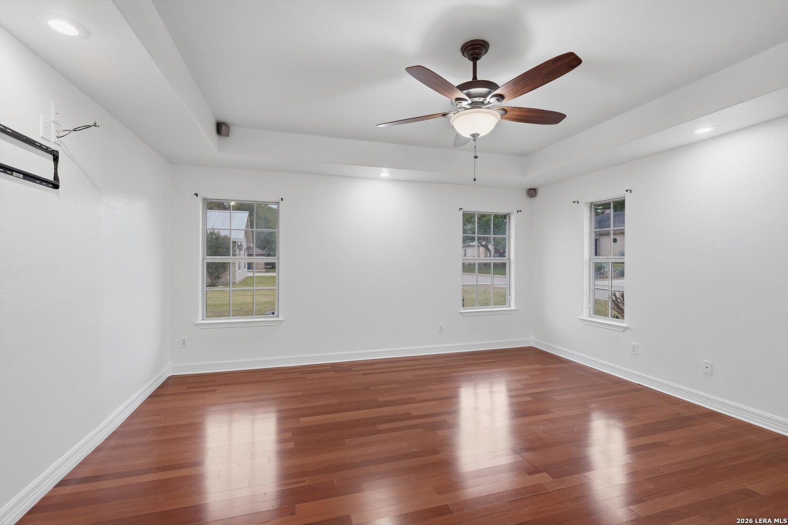 101 lynx, Devine, TX, 78016 | 1955175 | Realty Texas LLC