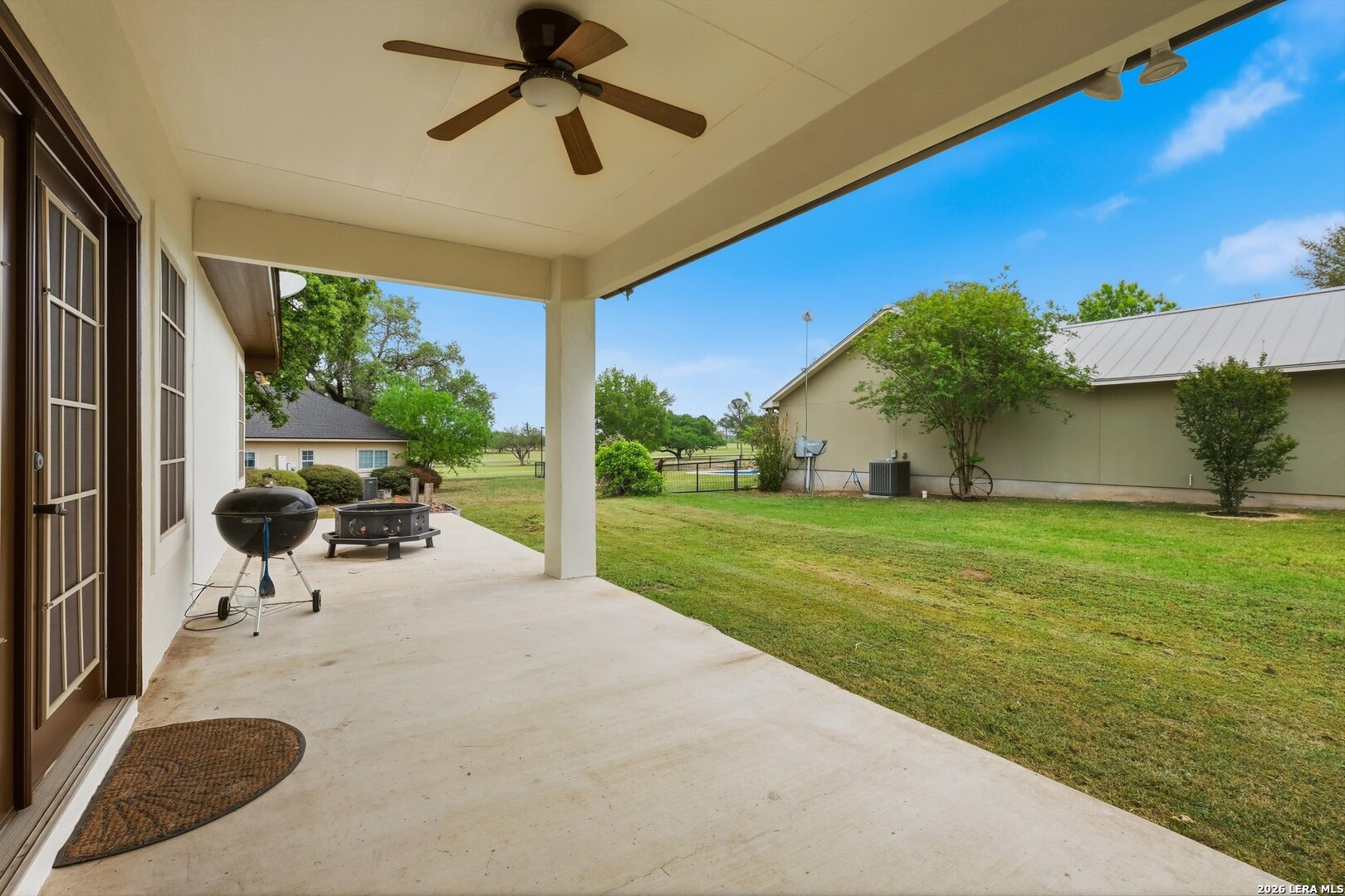 101 lynx, Devine, TX, 78016 | 1955175 | Realty Texas LLC