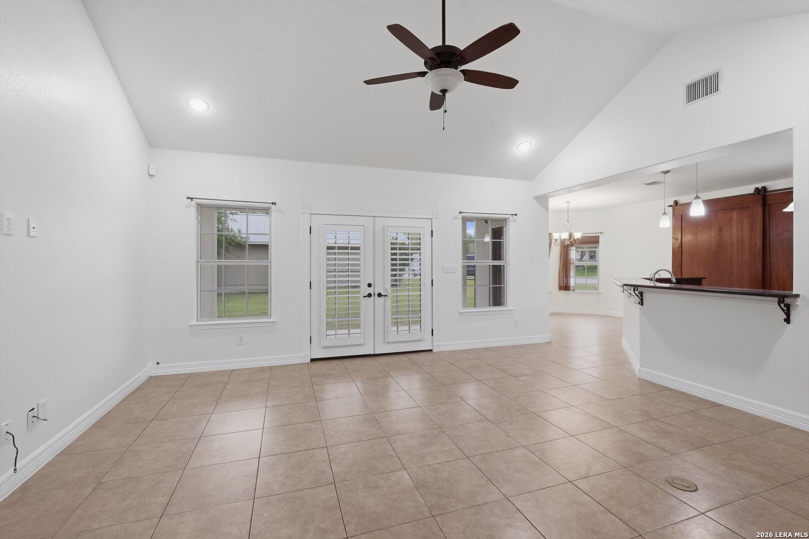101 lynx, Devine, TX, 78016 | 1955175 | Realty Texas LLC