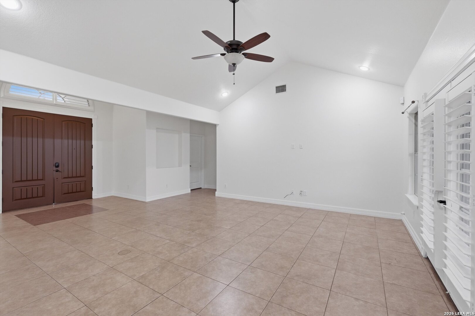 101 lynx, Devine, TX, 78016 | 1955175 | Realty Texas LLC