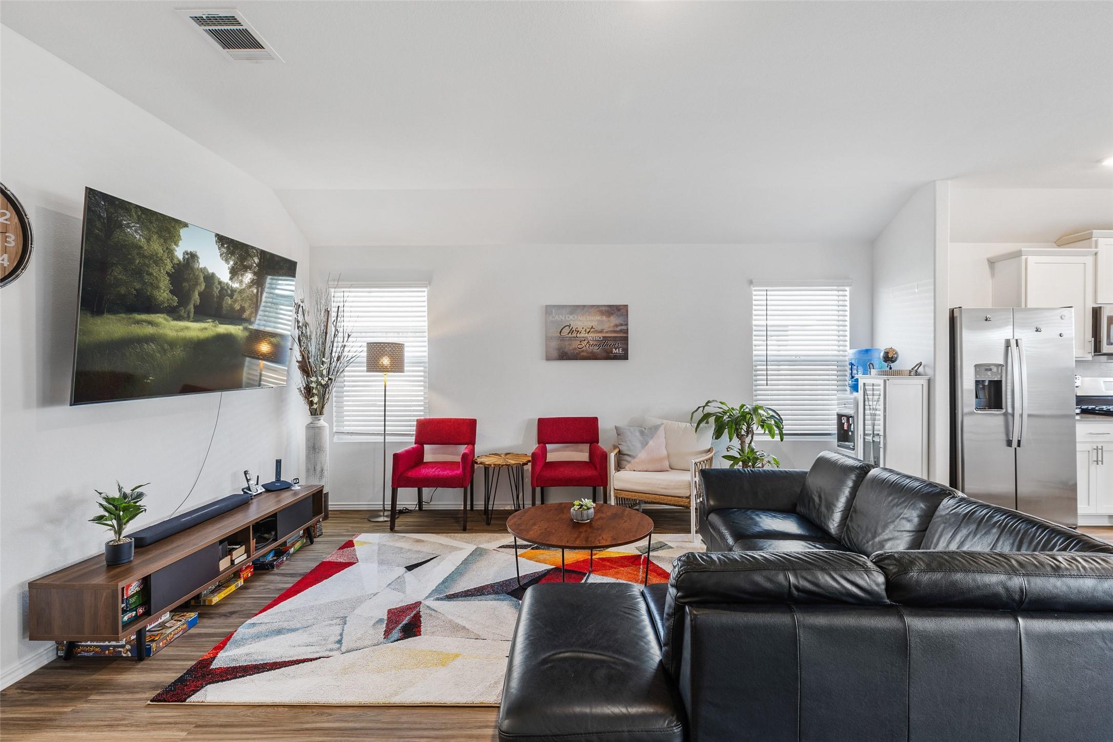 107 Isaac Millsaps TRL, Bastrop, TX, 78602 | 6035877 | Realty Texas LLC