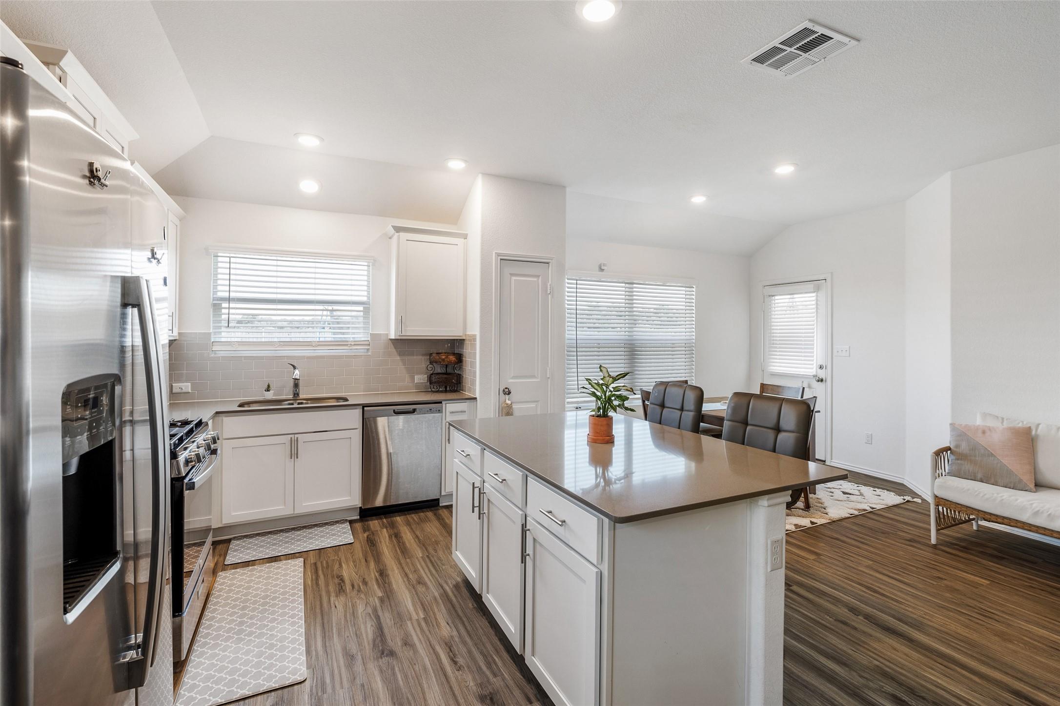 107 Isaac Millsaps TRL, Bastrop, TX, 78602 | 6035877 | Realty Texas LLC