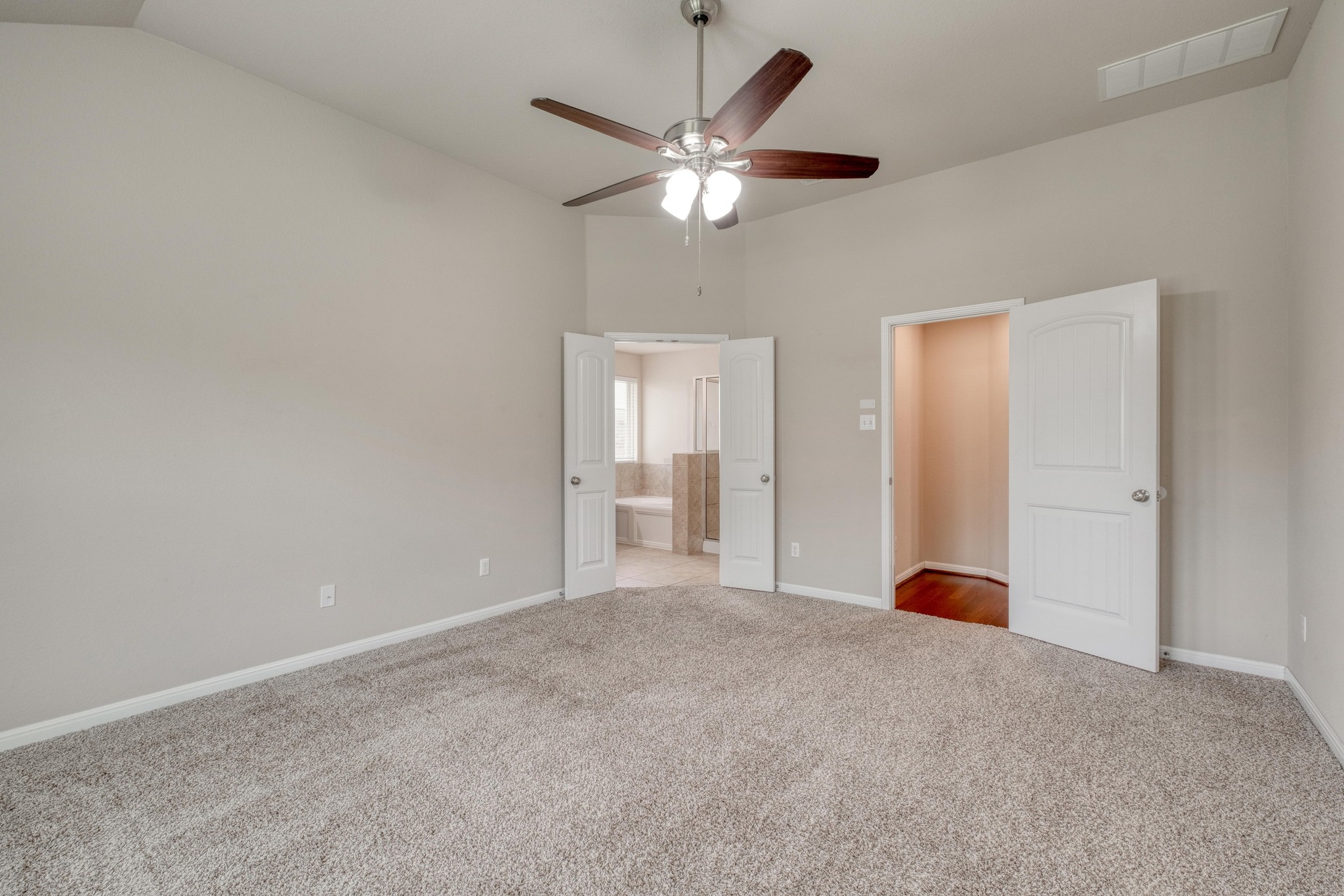 7400 Longford TRL, Austin, TX, 78754 | 9132480 | Realty Texas LLC