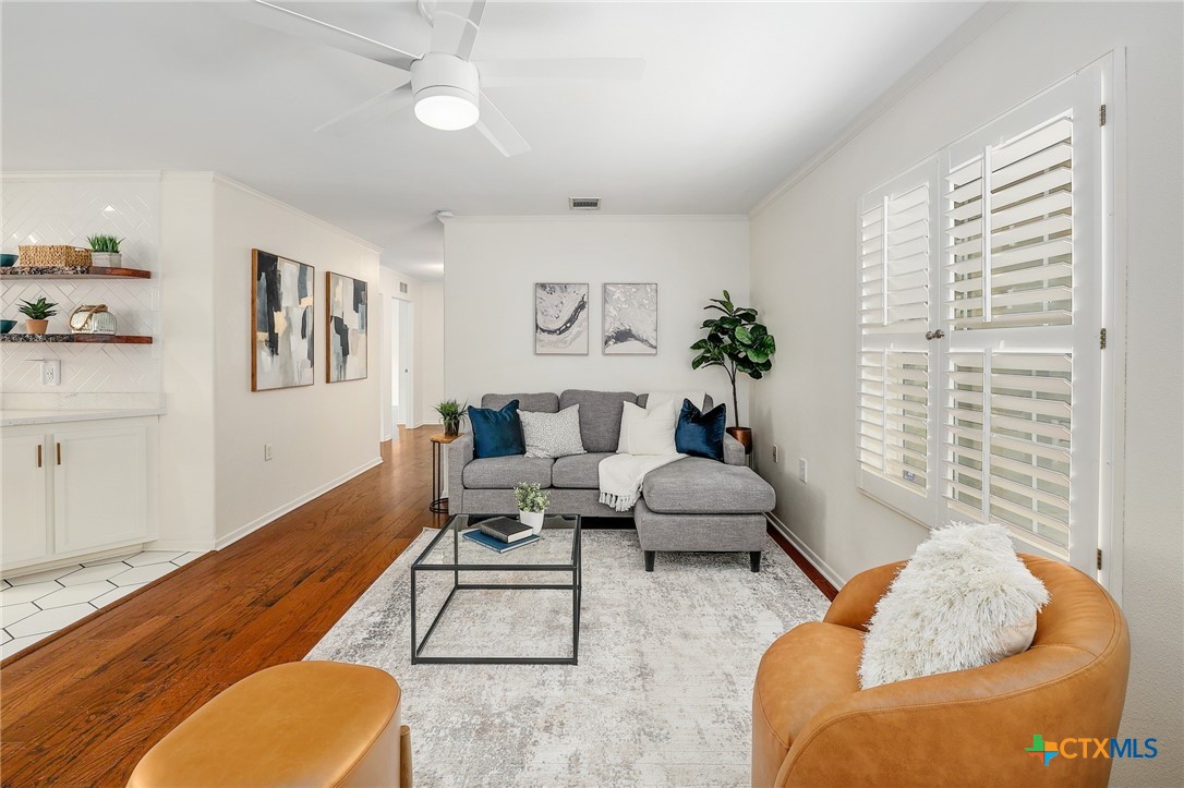 4607 Cedar Point Drive, Austin, TX, 78723 | 606679 | Realty Texas LLC