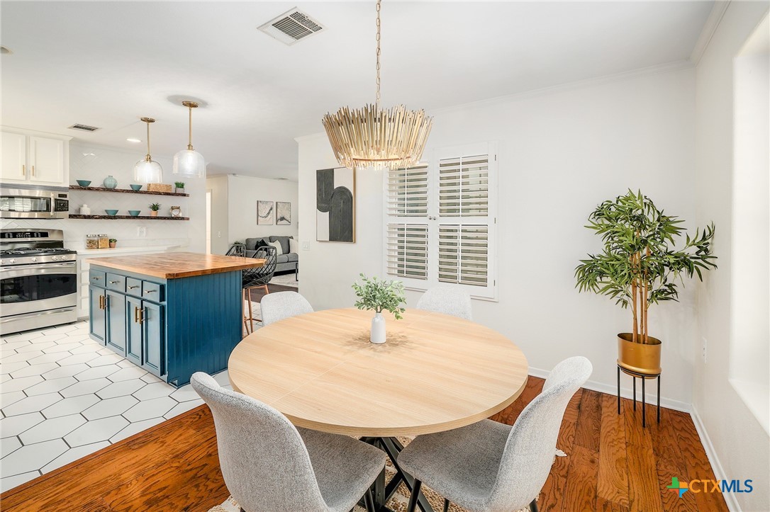 4607 Cedar Point Drive, Austin, TX, 78723 | 606679 | Realty Texas LLC