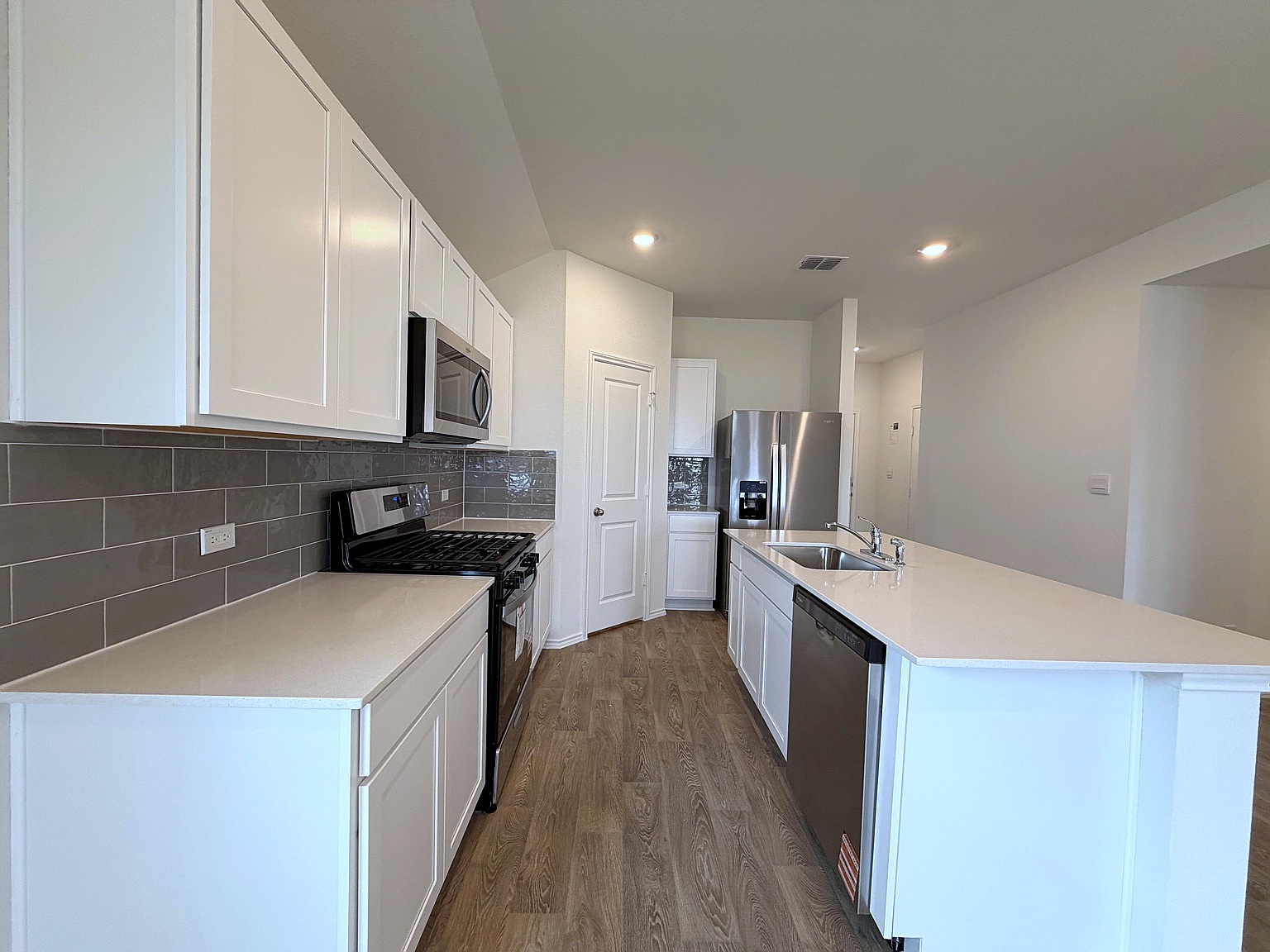 348 San Juan TRL, Bastrop, TX, 78602 | 1016030 | Realty Texas LLC