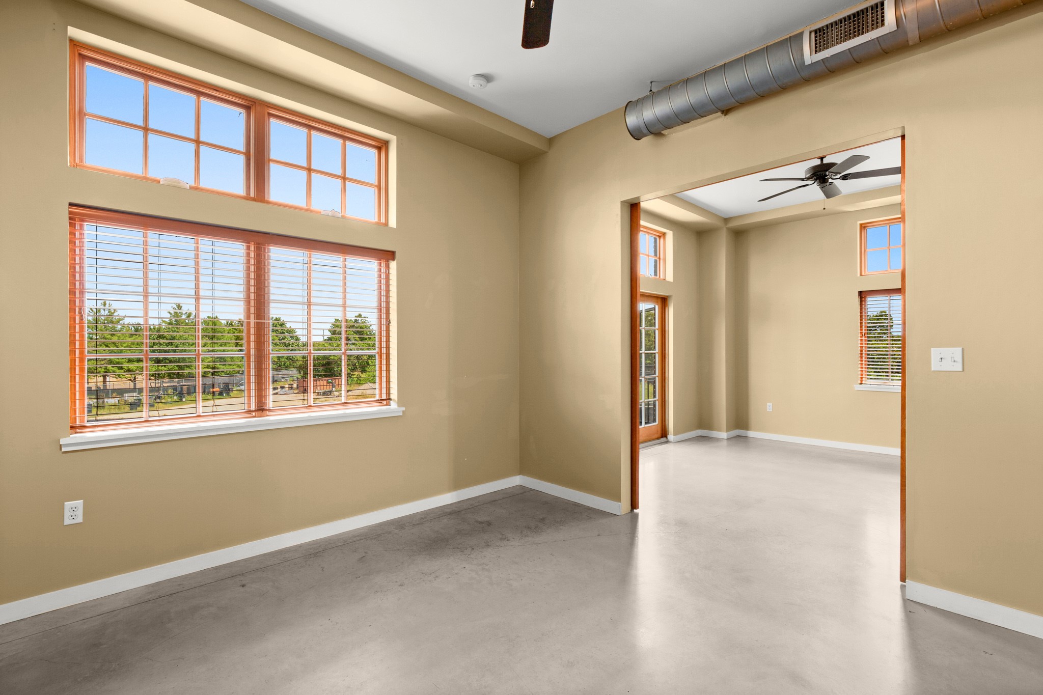 2235 E 6th ST 204, Austin, TX, 78702 | 2130819 | Realty Texas LLC