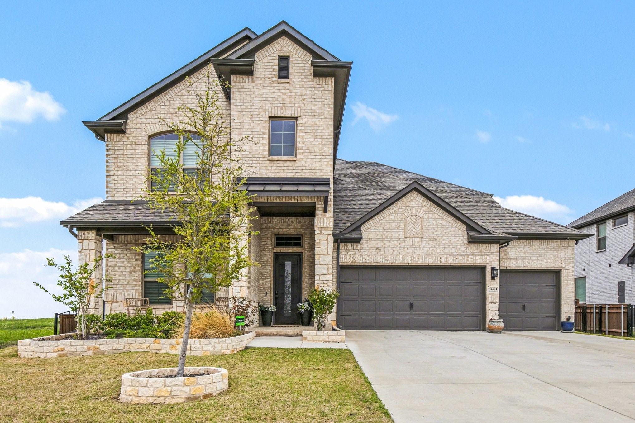 4204 Hacienda Parkway, Joshua, TX, 76058 | 21217165 | Realty Texas LLC