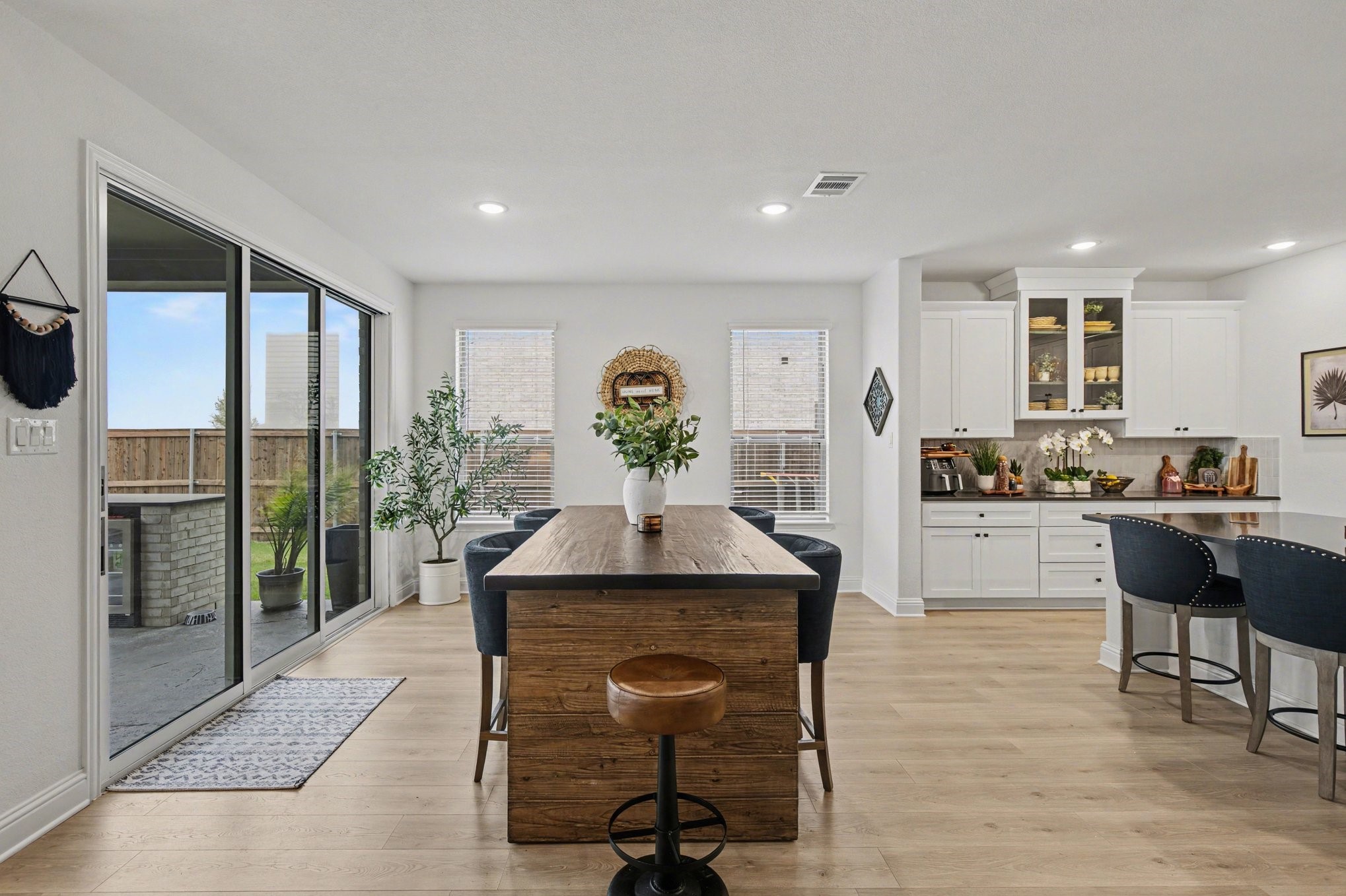 4204 Hacienda Parkway, Joshua, TX, 76058 | 21217165 | Realty Texas LLC