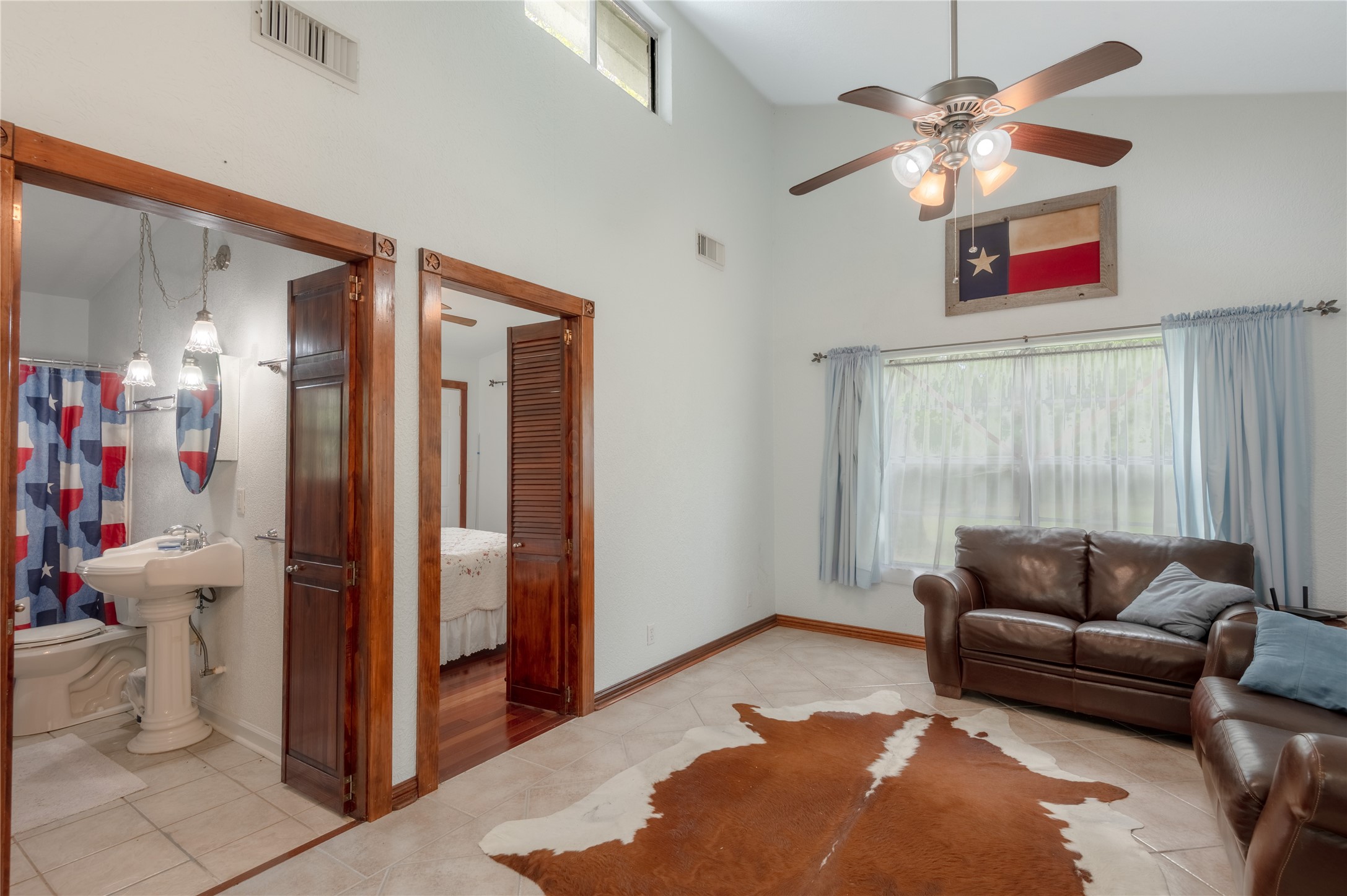 318 Timberline Drive, Trinity, TX, 75862 | 53190867 | Realty Texas LLC