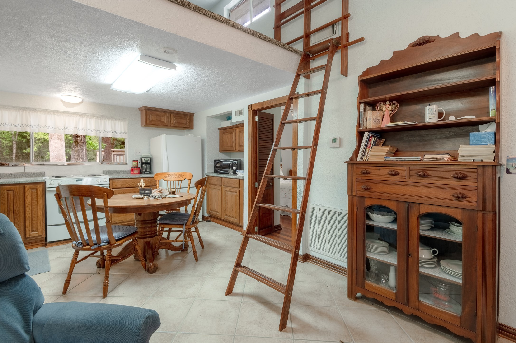 318 Timberline Drive, Trinity, TX, 75862 | 53190867 | Realty Texas LLC
