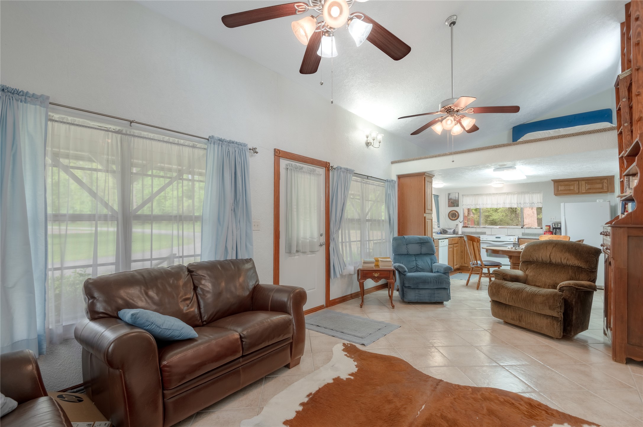 318 Timberline Drive, Trinity, TX, 75862 | 53190867 | Realty Texas LLC