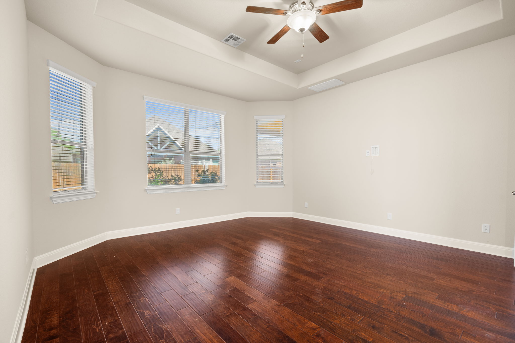 2452 Millbrook LOOP, Leander, TX, 78641 | 9380914 | Realty Texas LLC