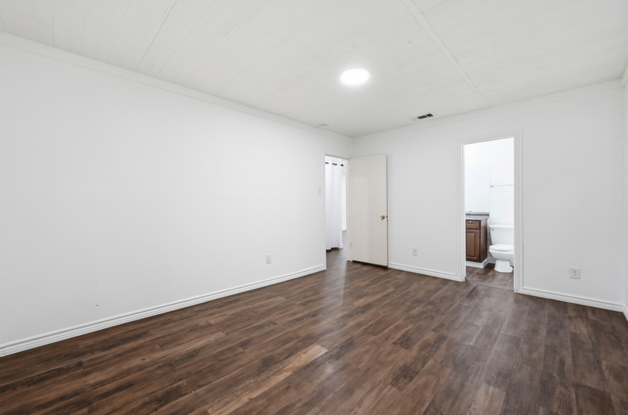 5104 Spruce CV A, Austin, TX, 78744 | 8274197 | Realty Texas LLC