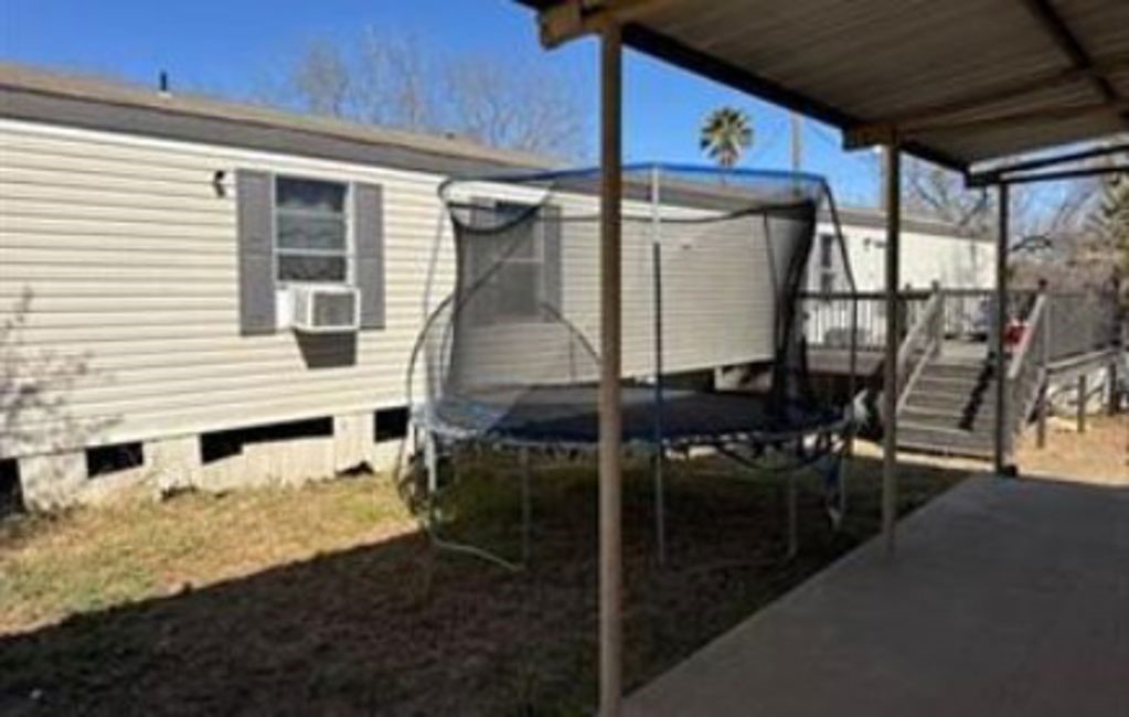 701 Jay, Cotulla, TX, 78014 | 7324071 | Realty Texas LLC
