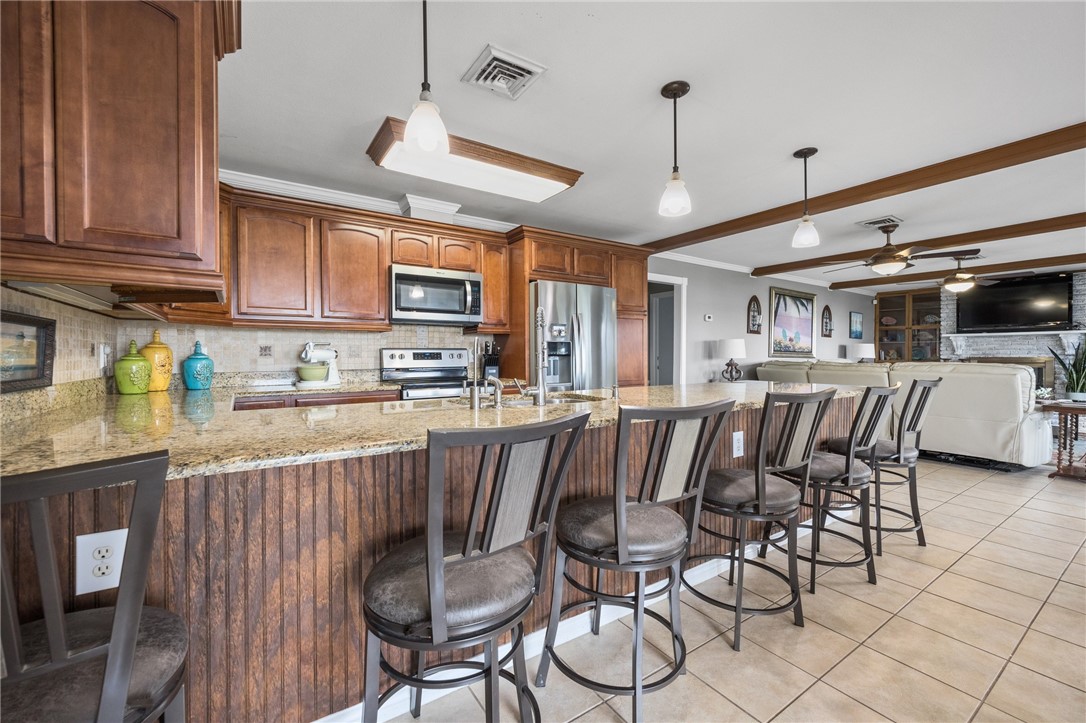 116 Sunset Dr, Mathis, TX, 78368 | 474708 | Realty Texas LLC