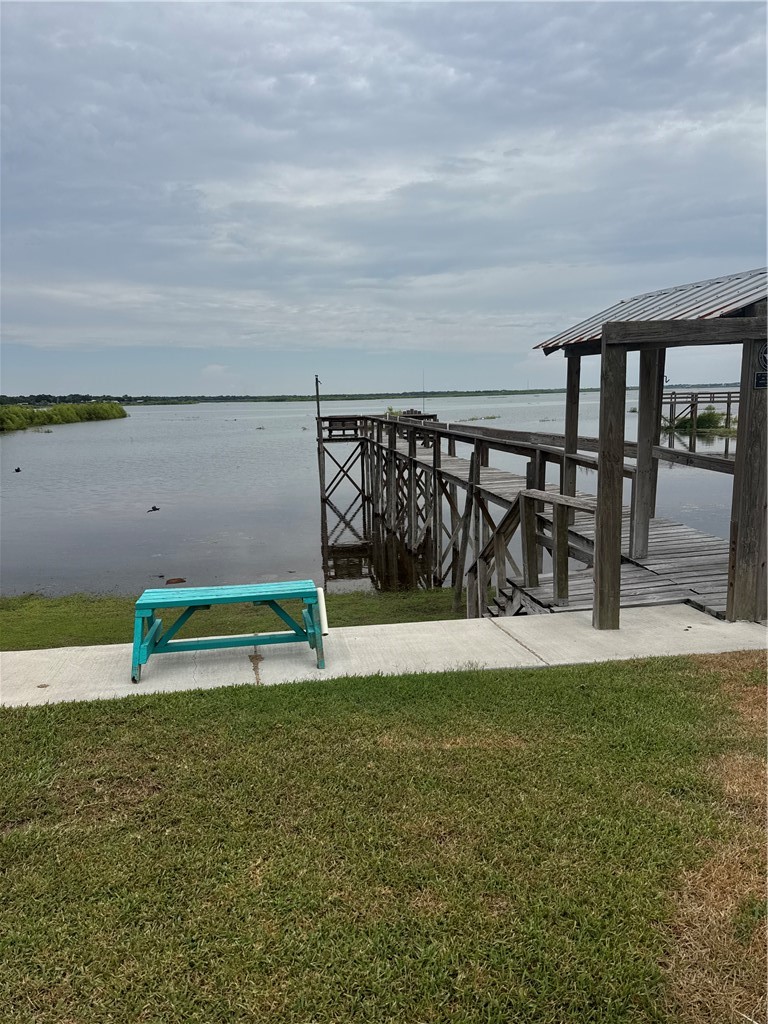 116 Sunset Dr, Mathis, TX, 78368 | 474708 | Realty Texas LLC